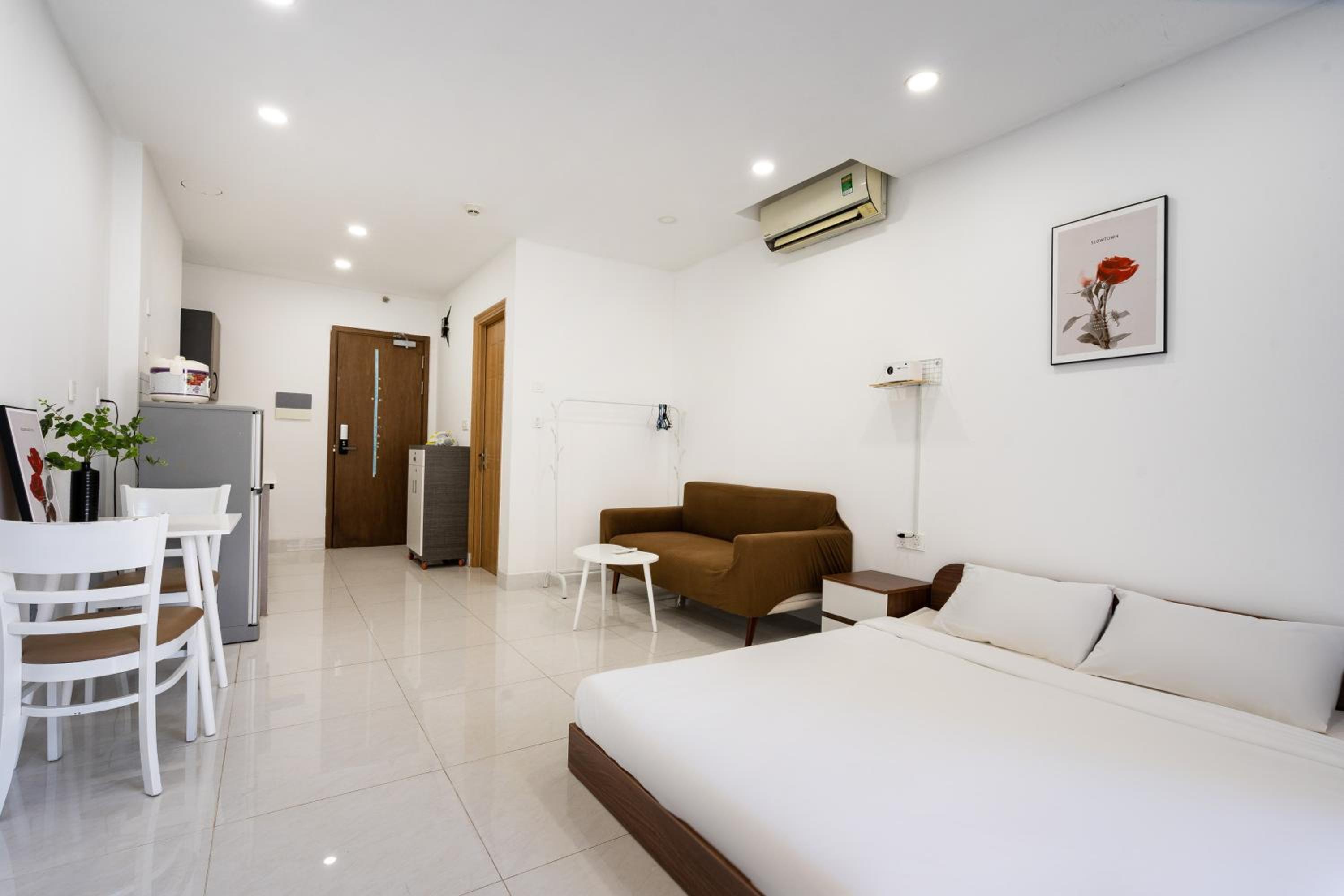 Helios Riverside Apartment