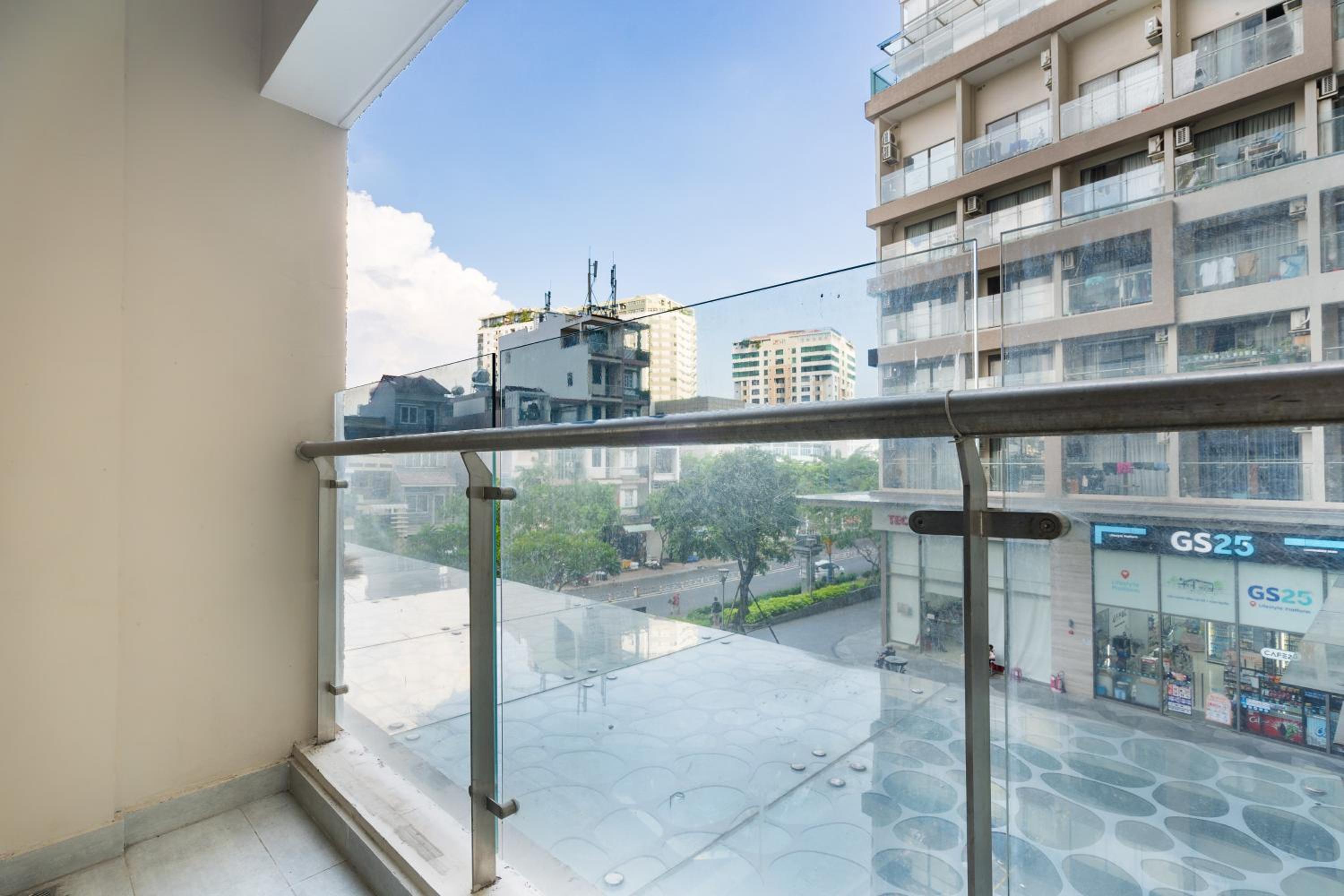 Helios Riverside Apartment