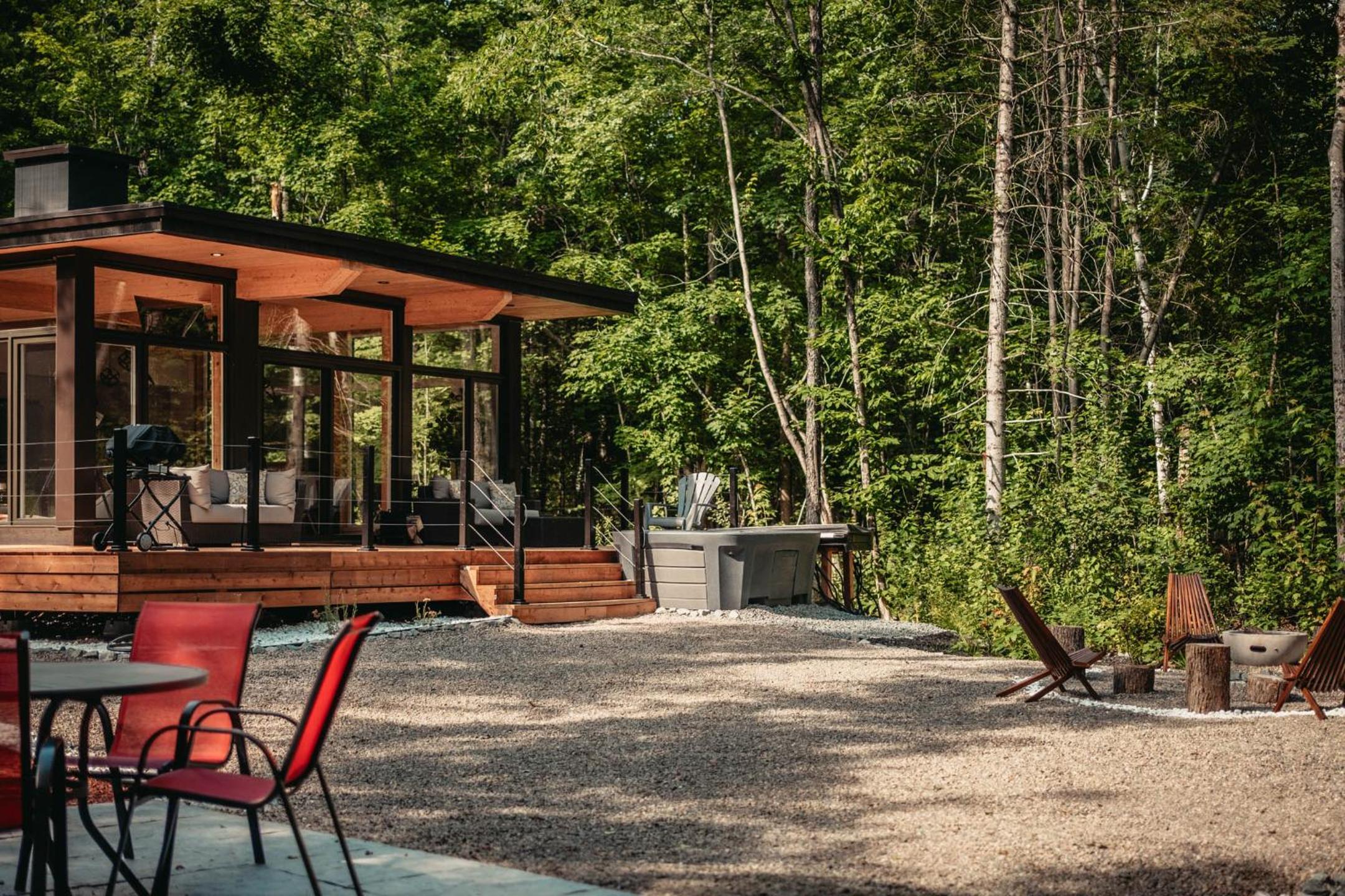 Tremblant Forest Spa Lac Plage Quai Privé