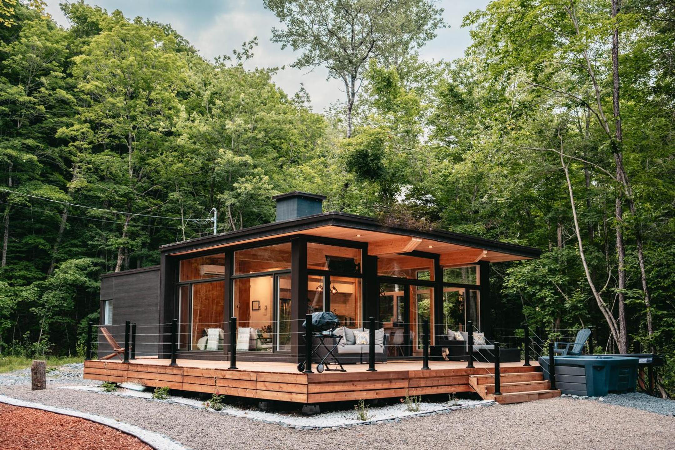 Tremblant Forest Spa Lac Plage Quai Privé