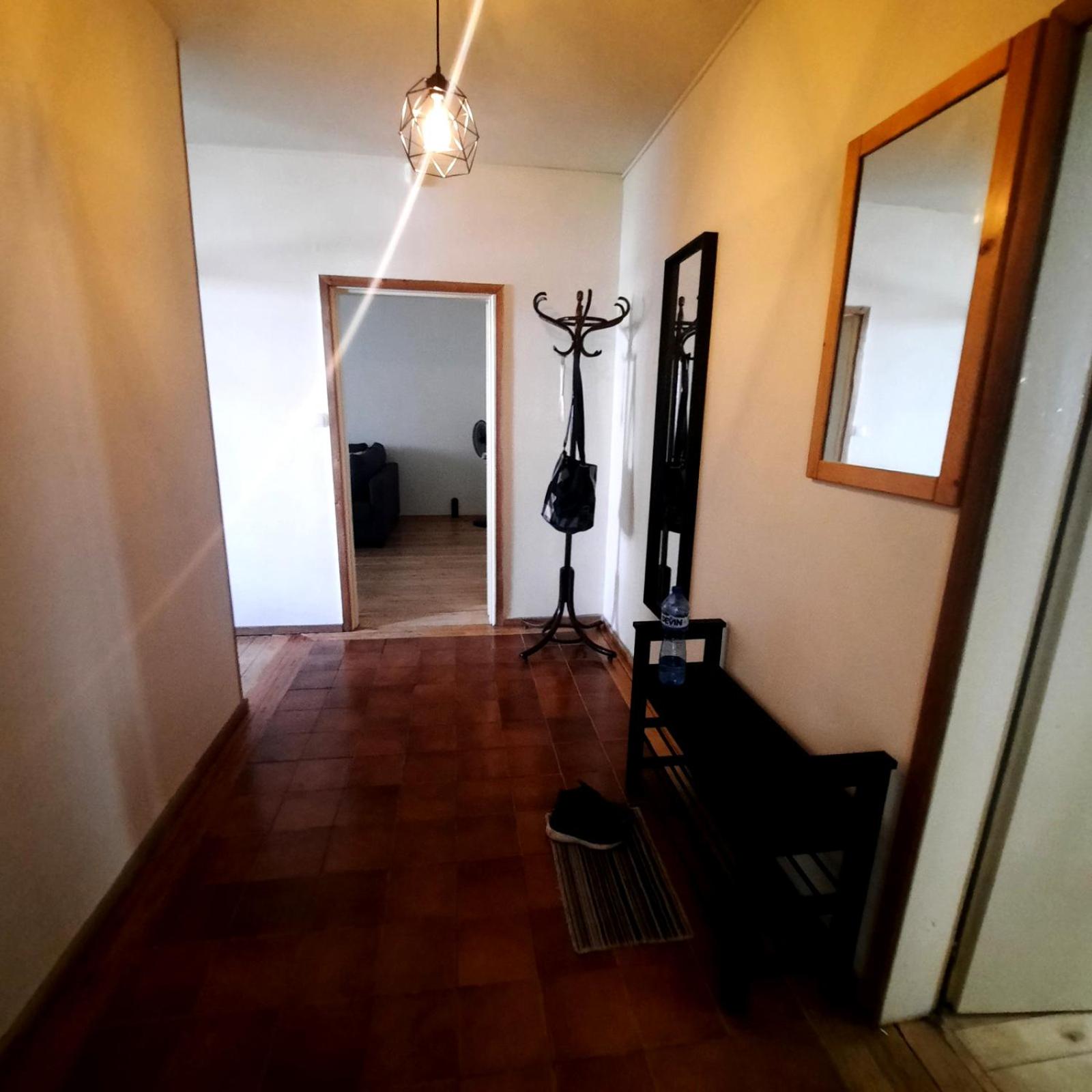 Spacious 3 bedroom apartment, close to metro station