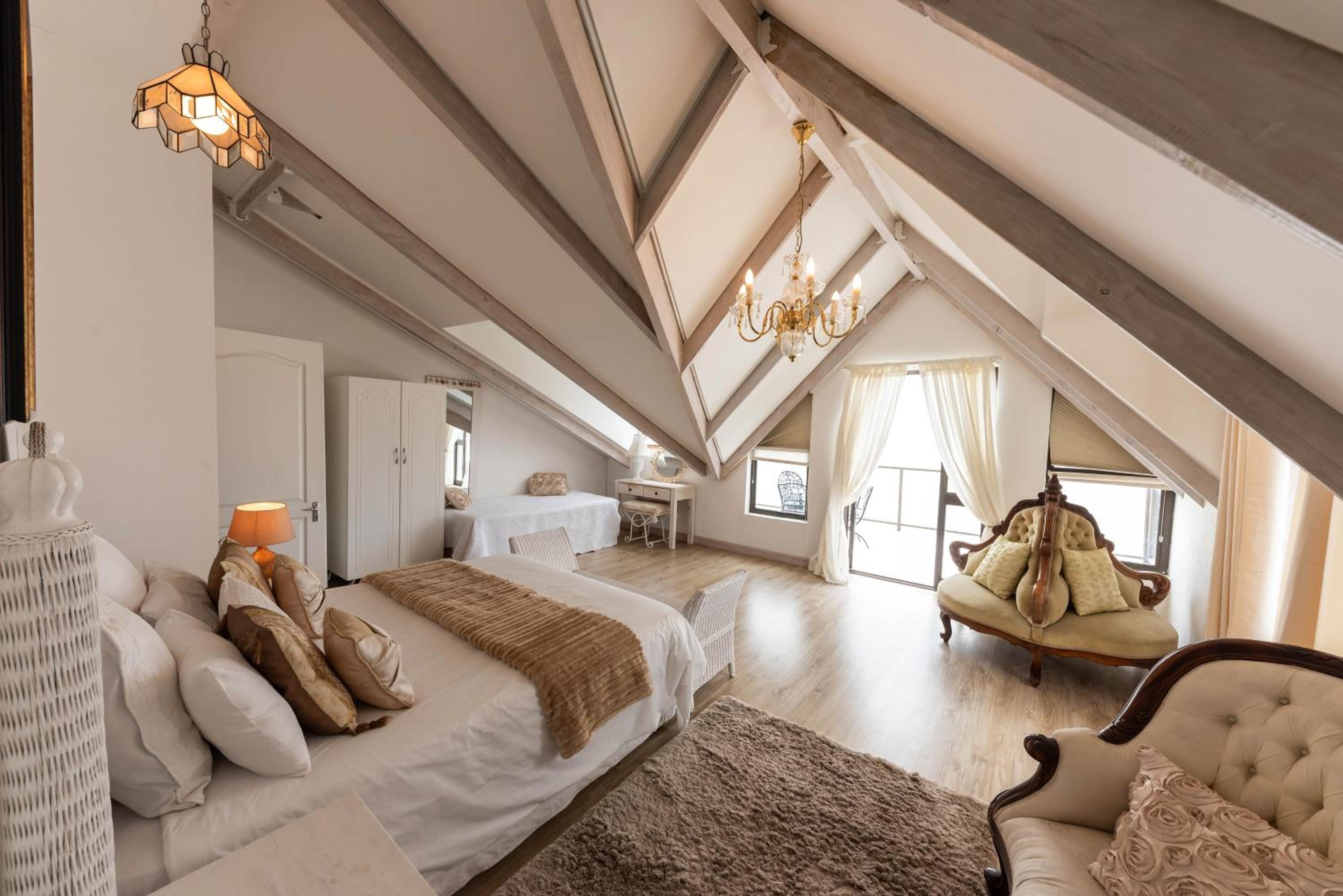 'Seagul Cove', Private Villa on the beach, Sleeps 7 view 3