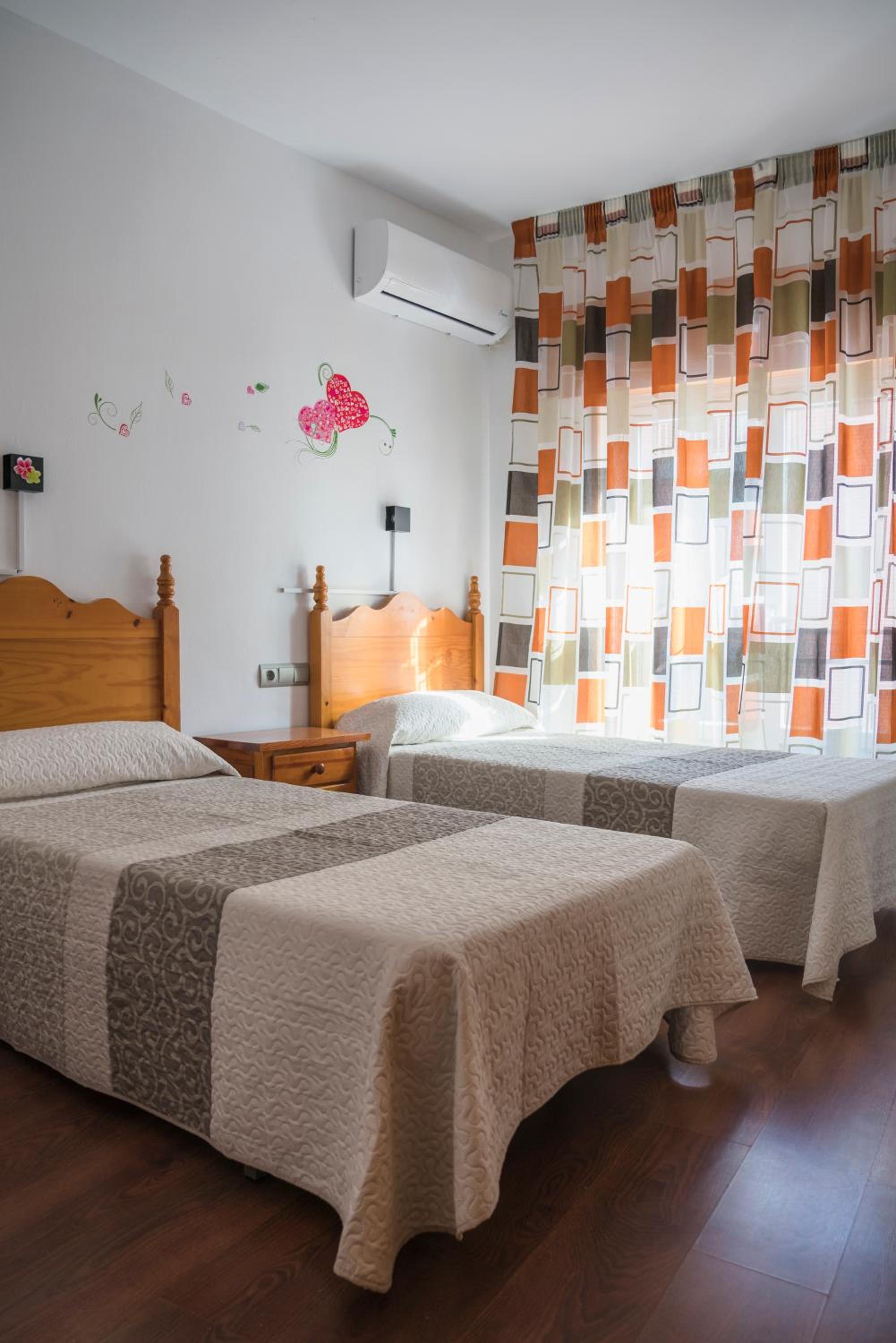 HOSTAL CACHE