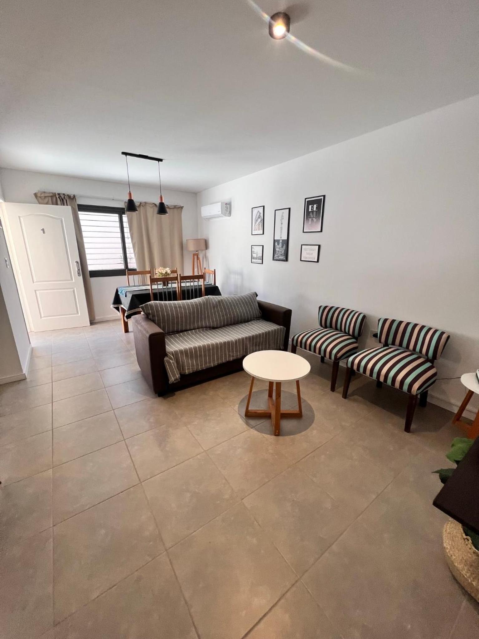 Lumier Apartment 1- Moderno departamento en planta baja, cochera privada