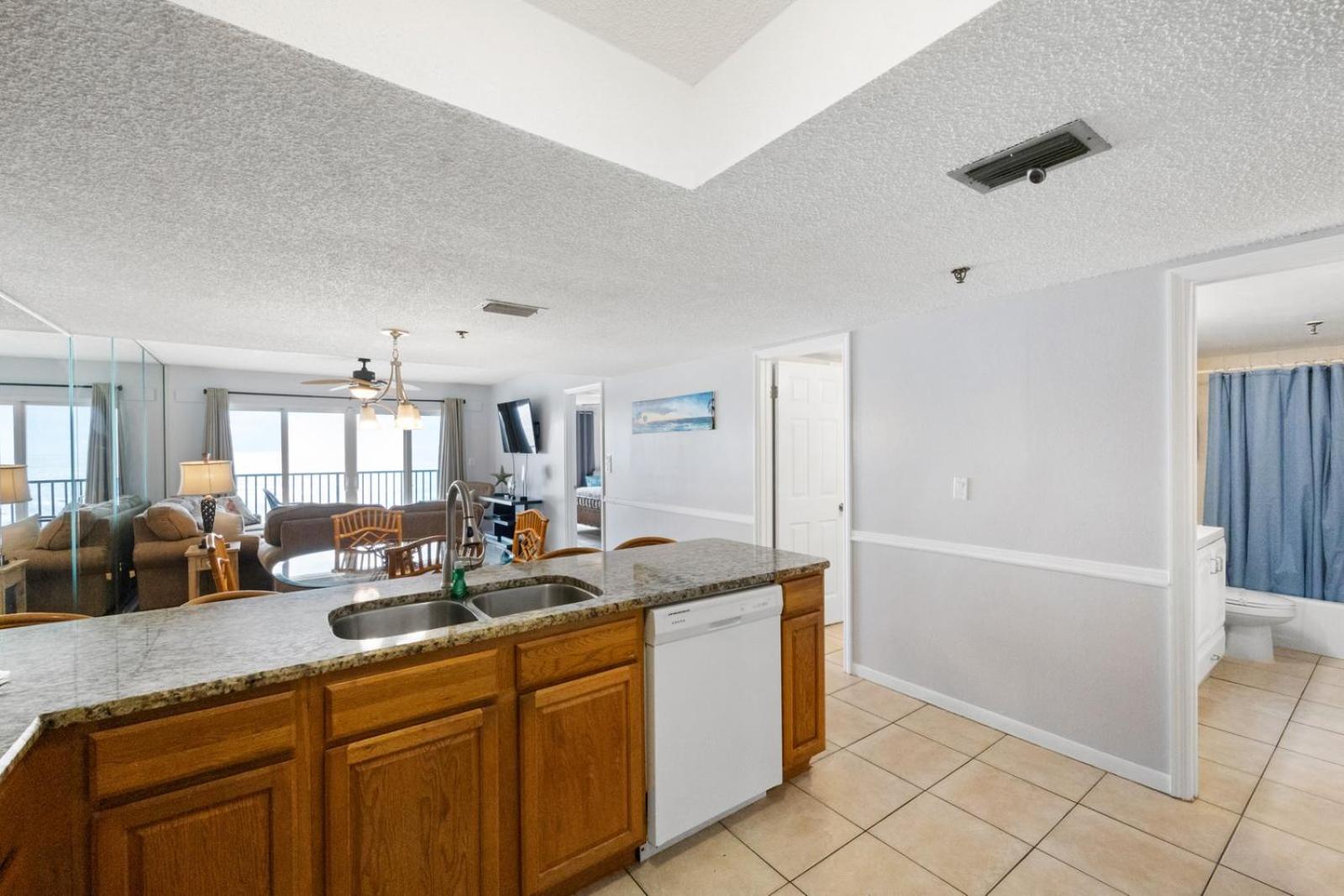 Direct Beachfront - 3b 2b - Beach Place #411