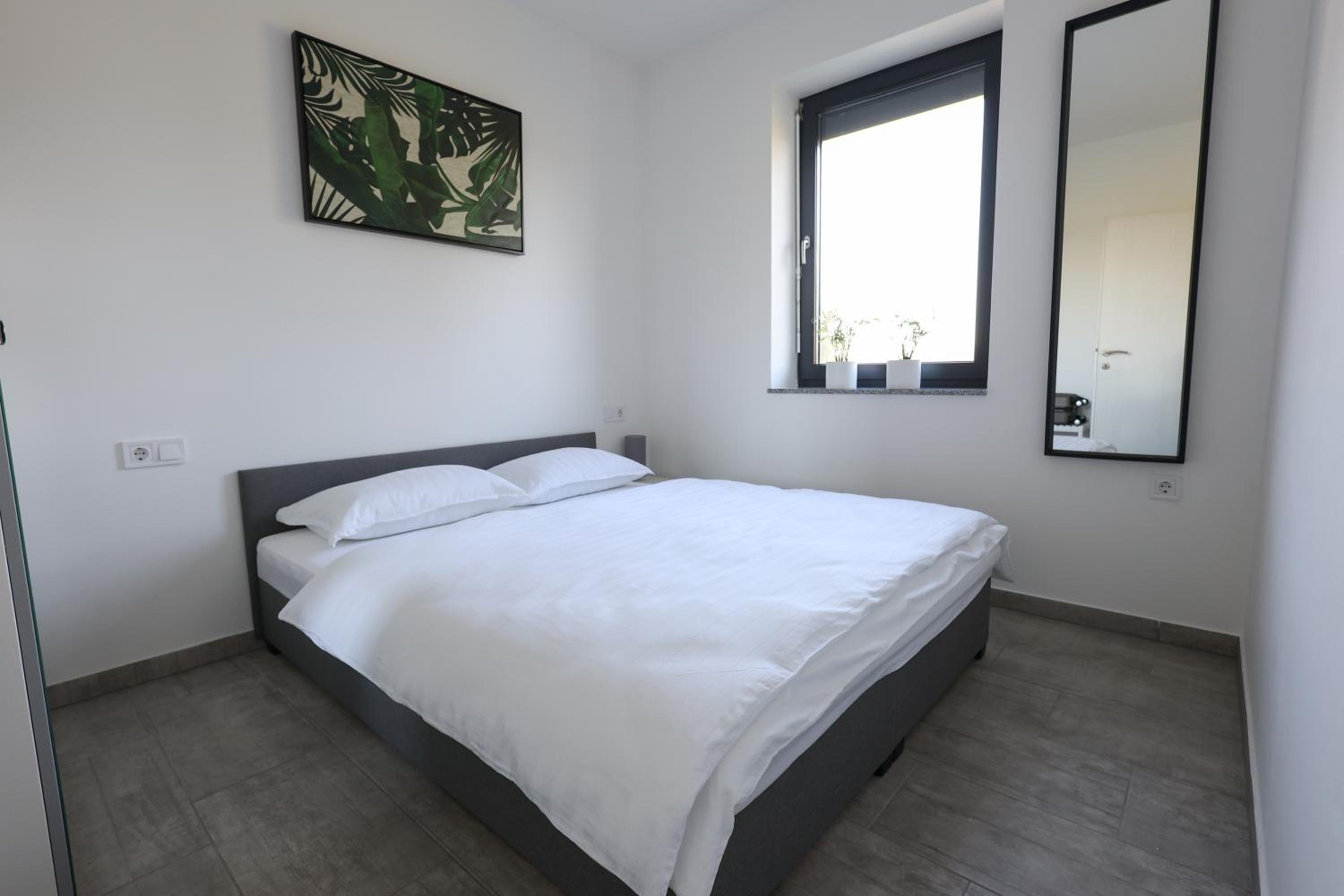 White Mountain Apartment view 2