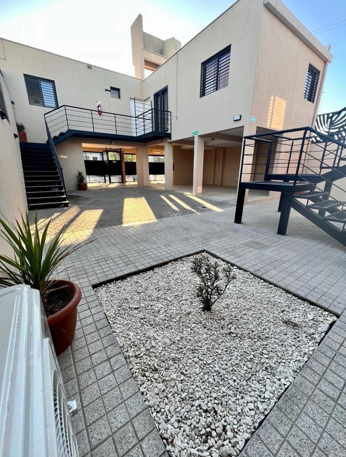 Lumier Apartment 1- Moderno departamento en planta baja, cochera privada