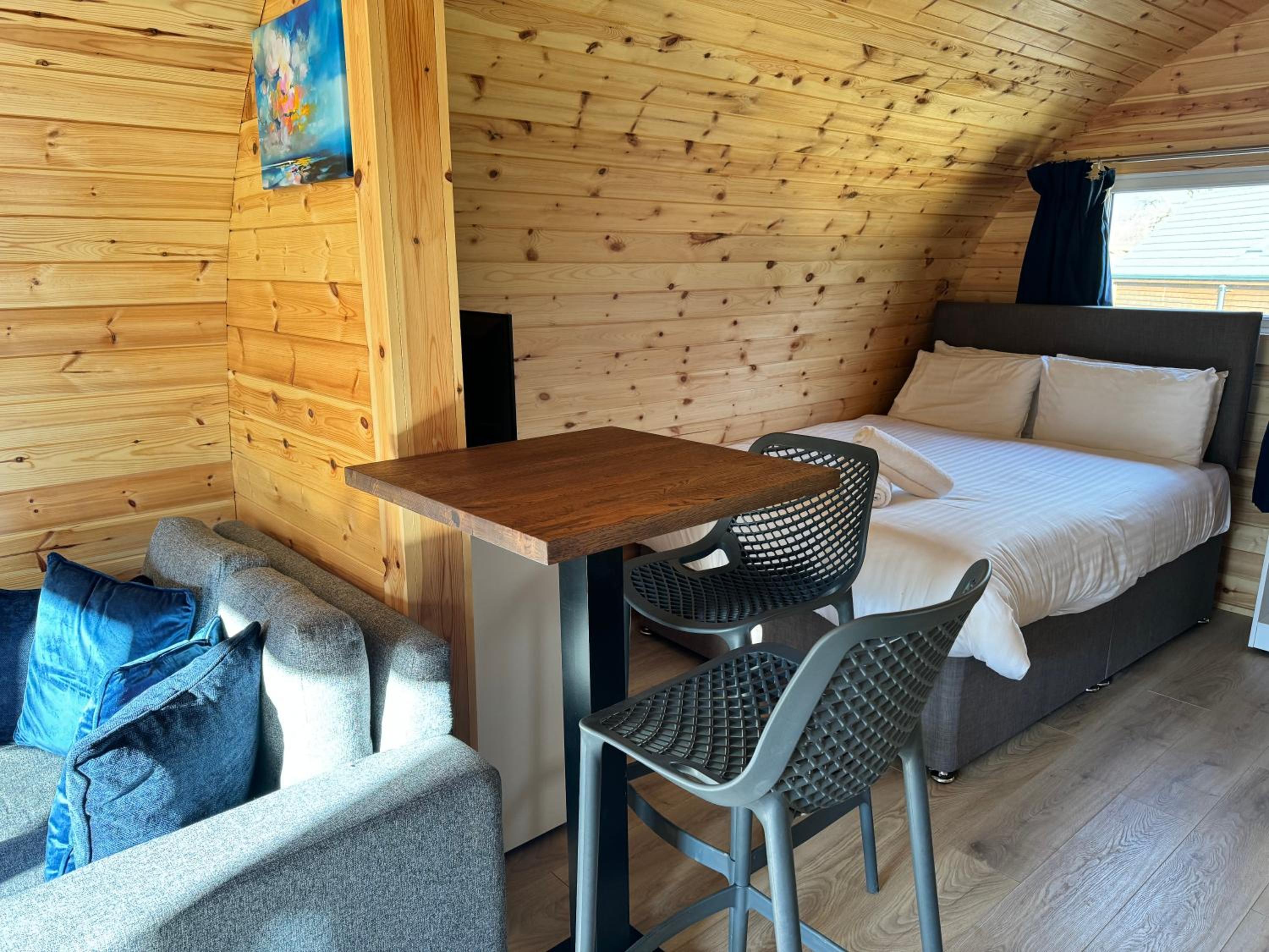 Kings Lynn Vacations - Woodlakes Park By Liv Retreats - Property Image 73