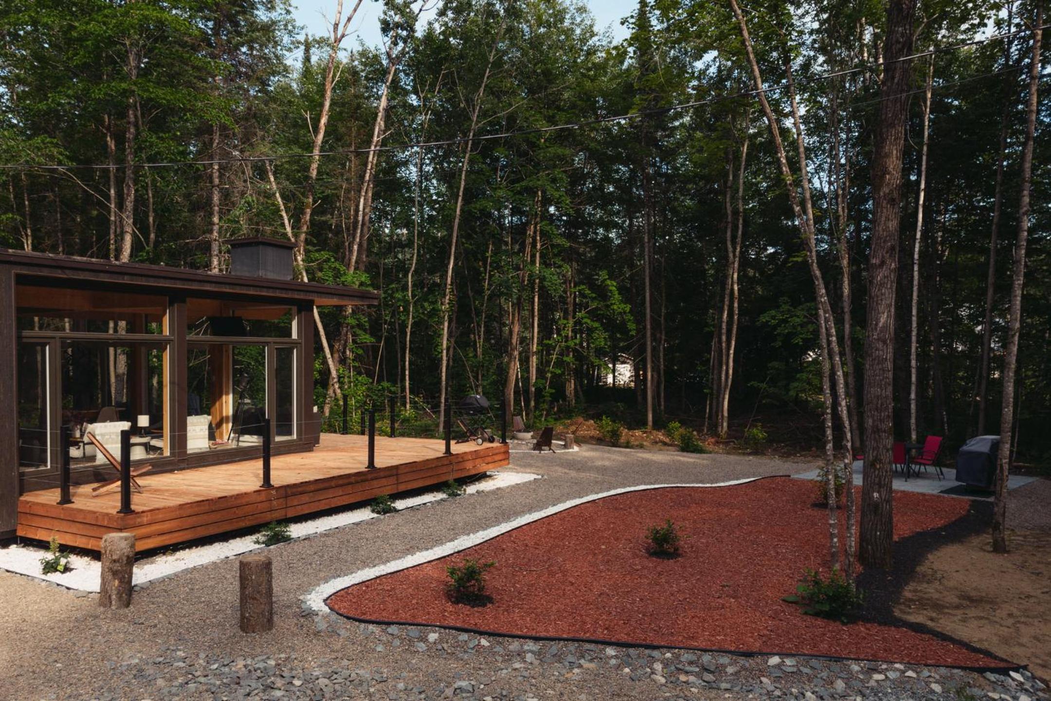 Tremblant Forest Spa Lac Plage Quai Privé