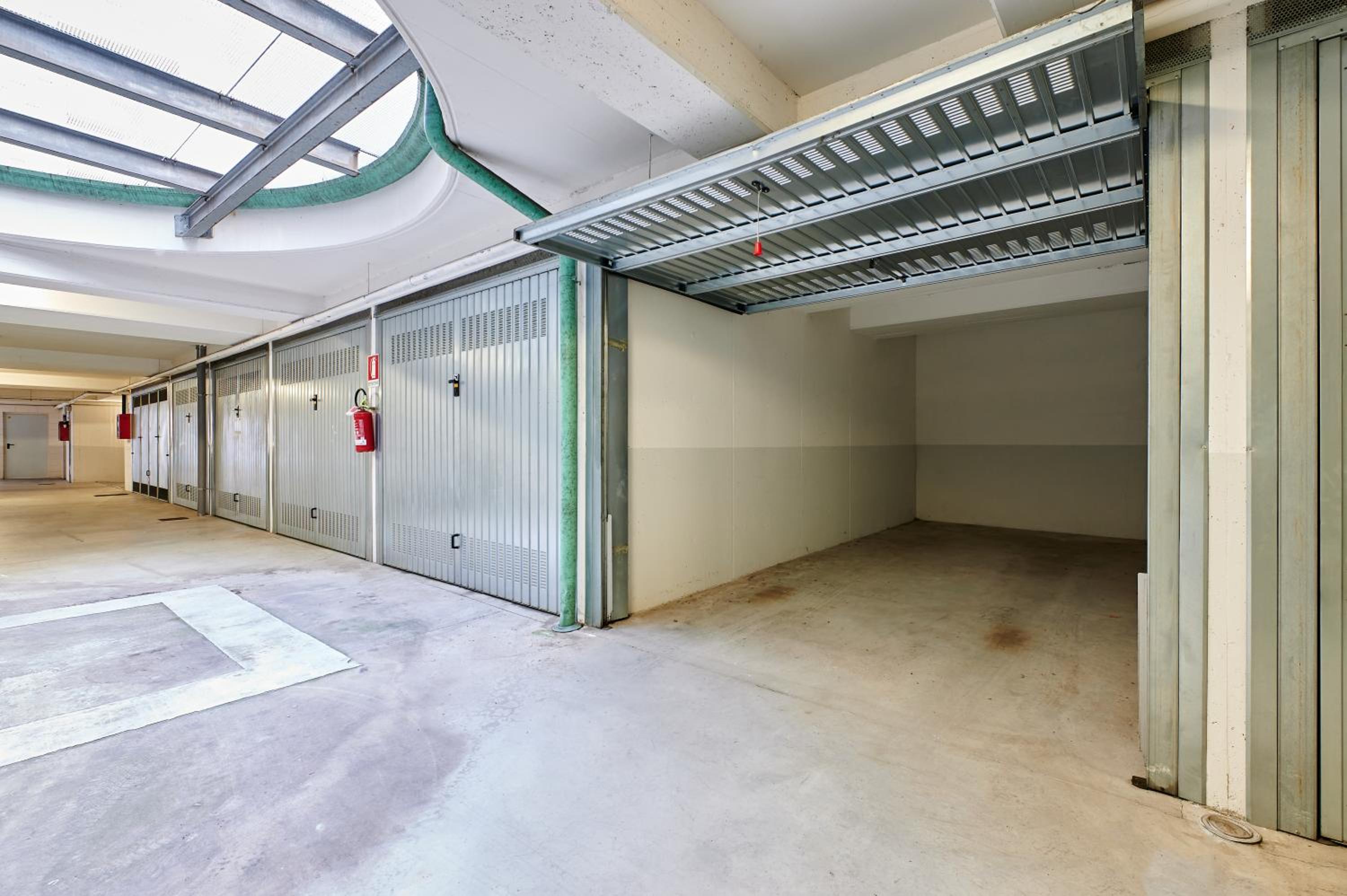 [Airport 8 min]Loft-Free Parking view 5