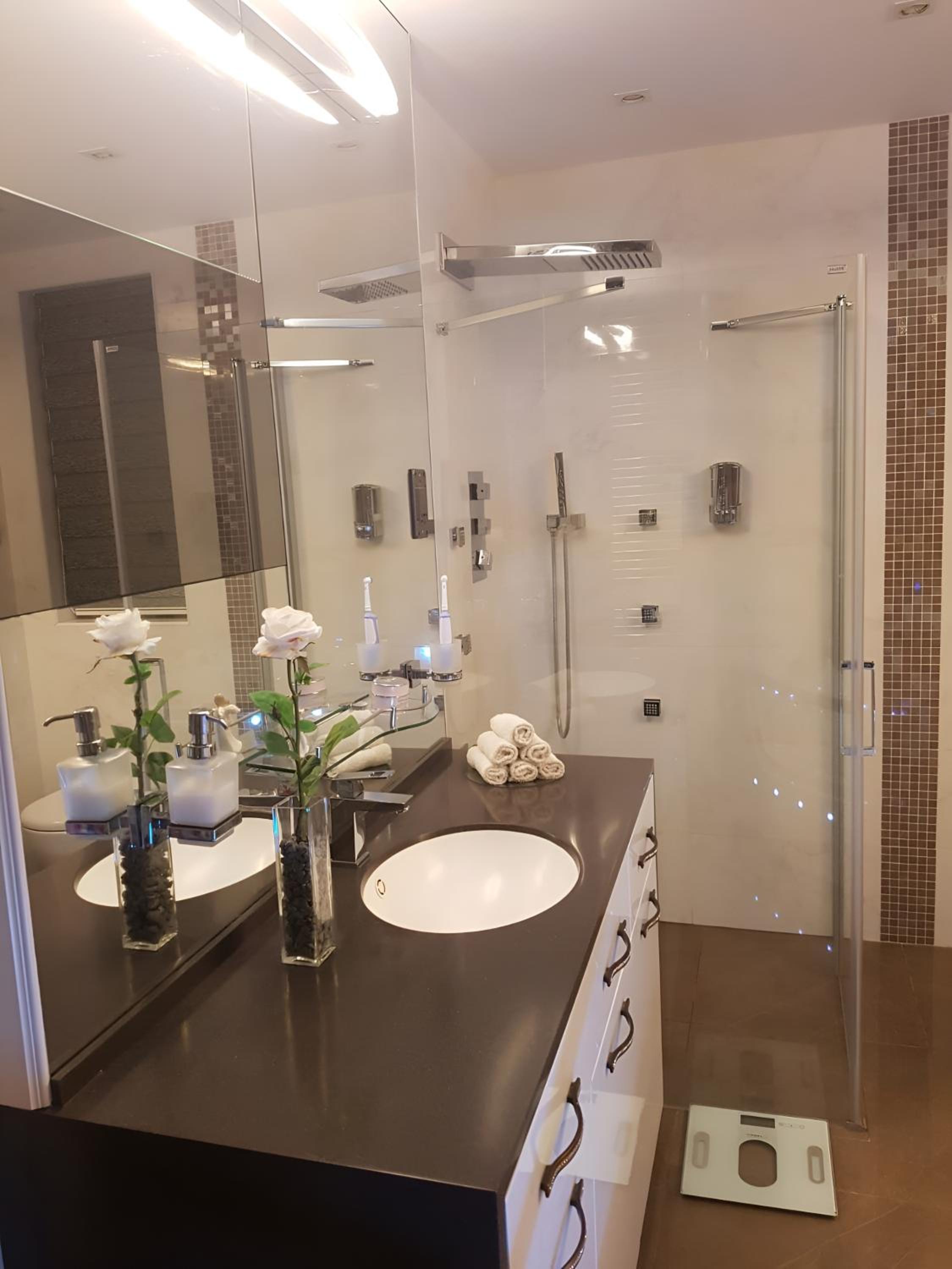 Top-notch apartment with sea view, bbq and Jacuzzi photo 5