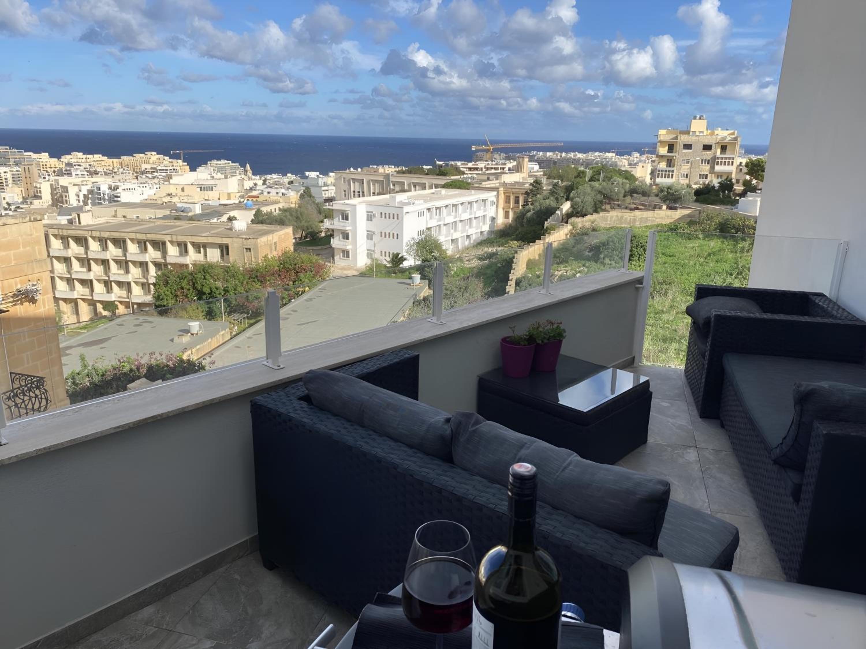 Top-notch apartment with sea view, bbq and Jacuzzi photo 5