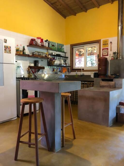 A Casa Amarela • Cunha, Sp