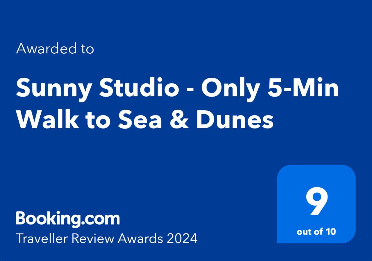 Sunny Studio - Only 5-Min Walk to Sea & Dunes view 4