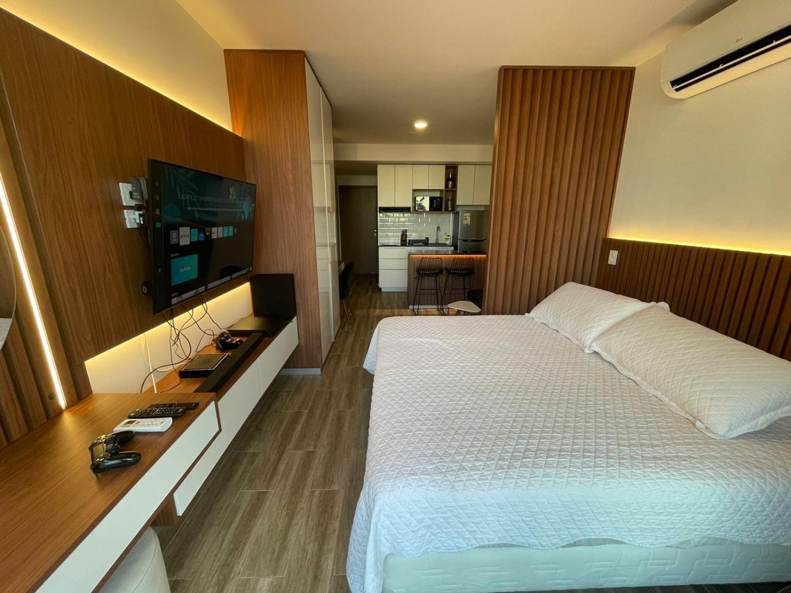 Play 4 y Cama King-Premium Estudio