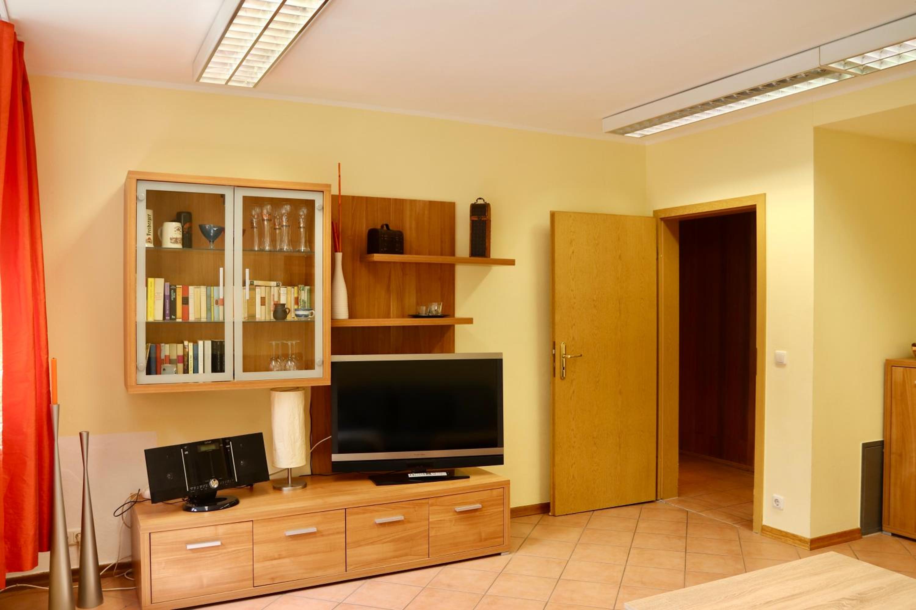 Photo 16