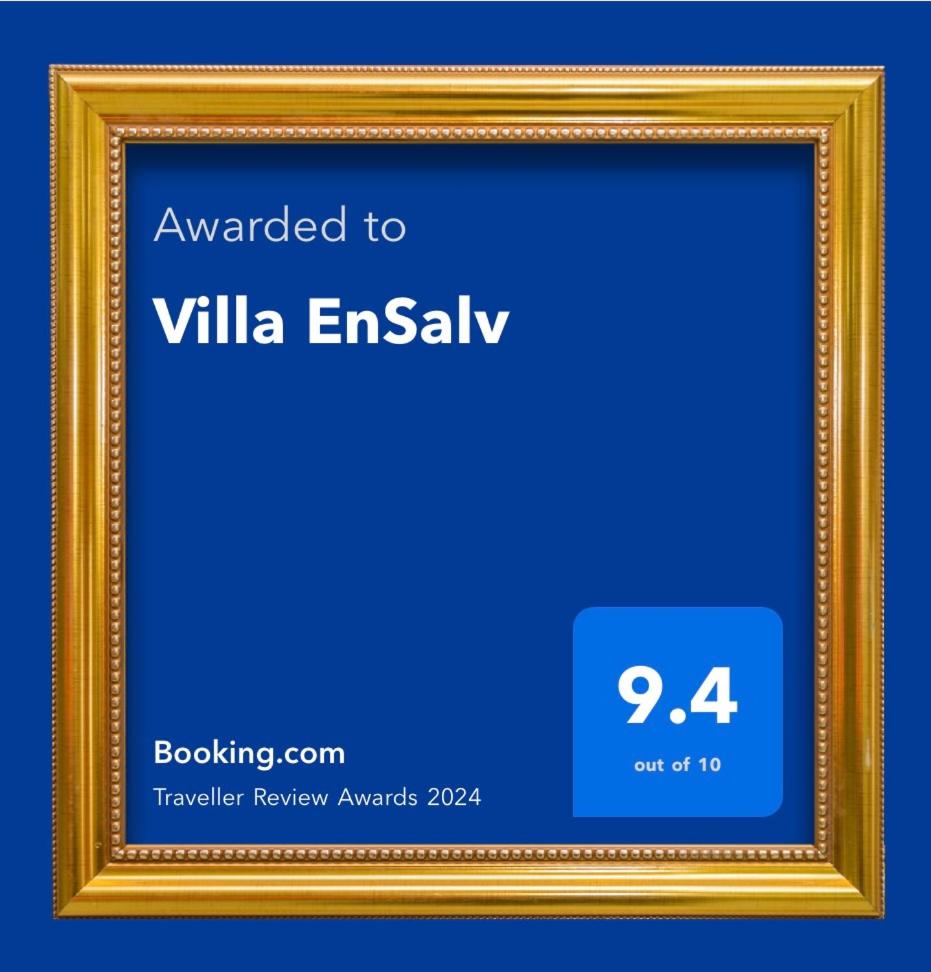 Villa EnSalv & Room & Apartment & Penthouse-Berat
