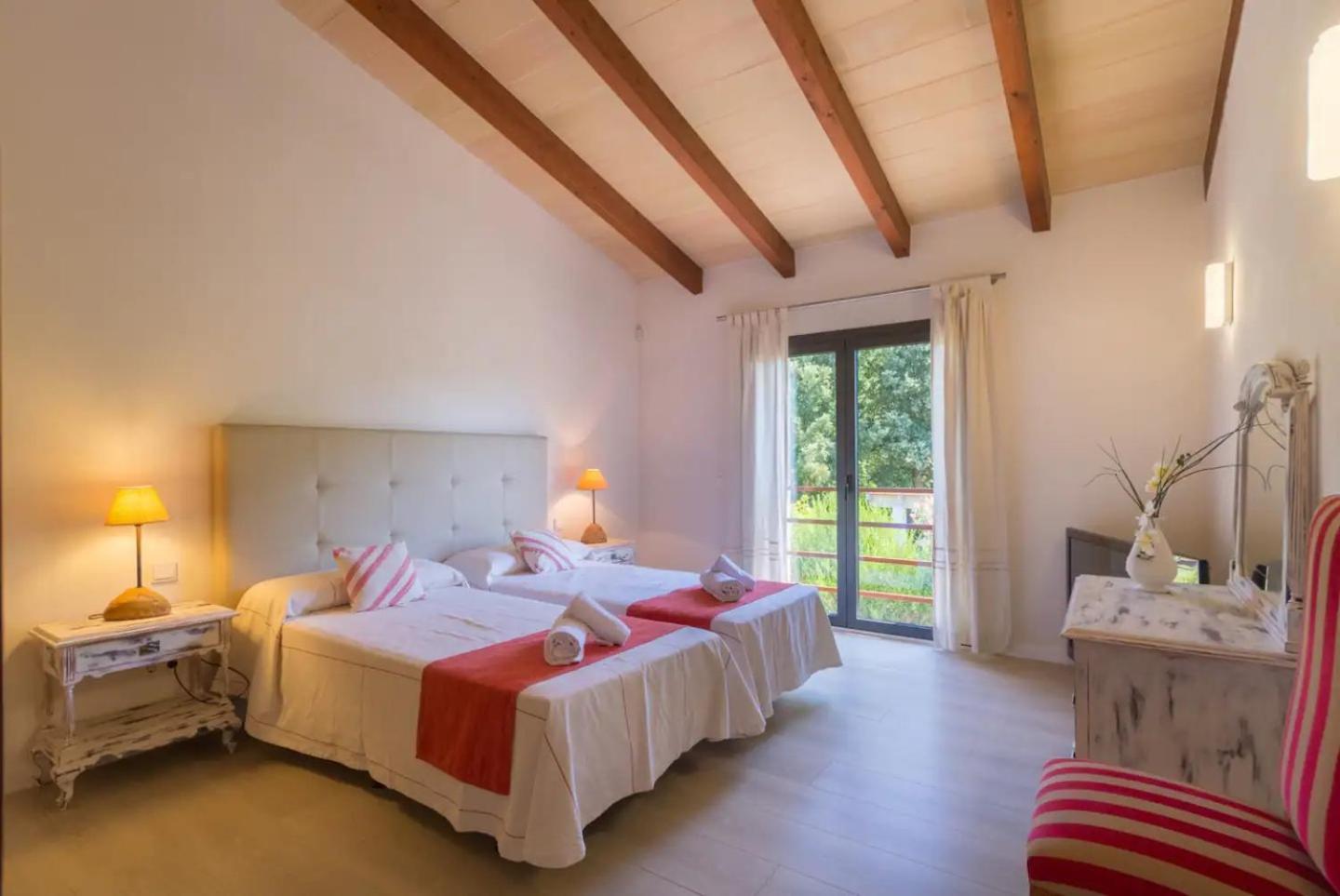 S'alzinar Villa