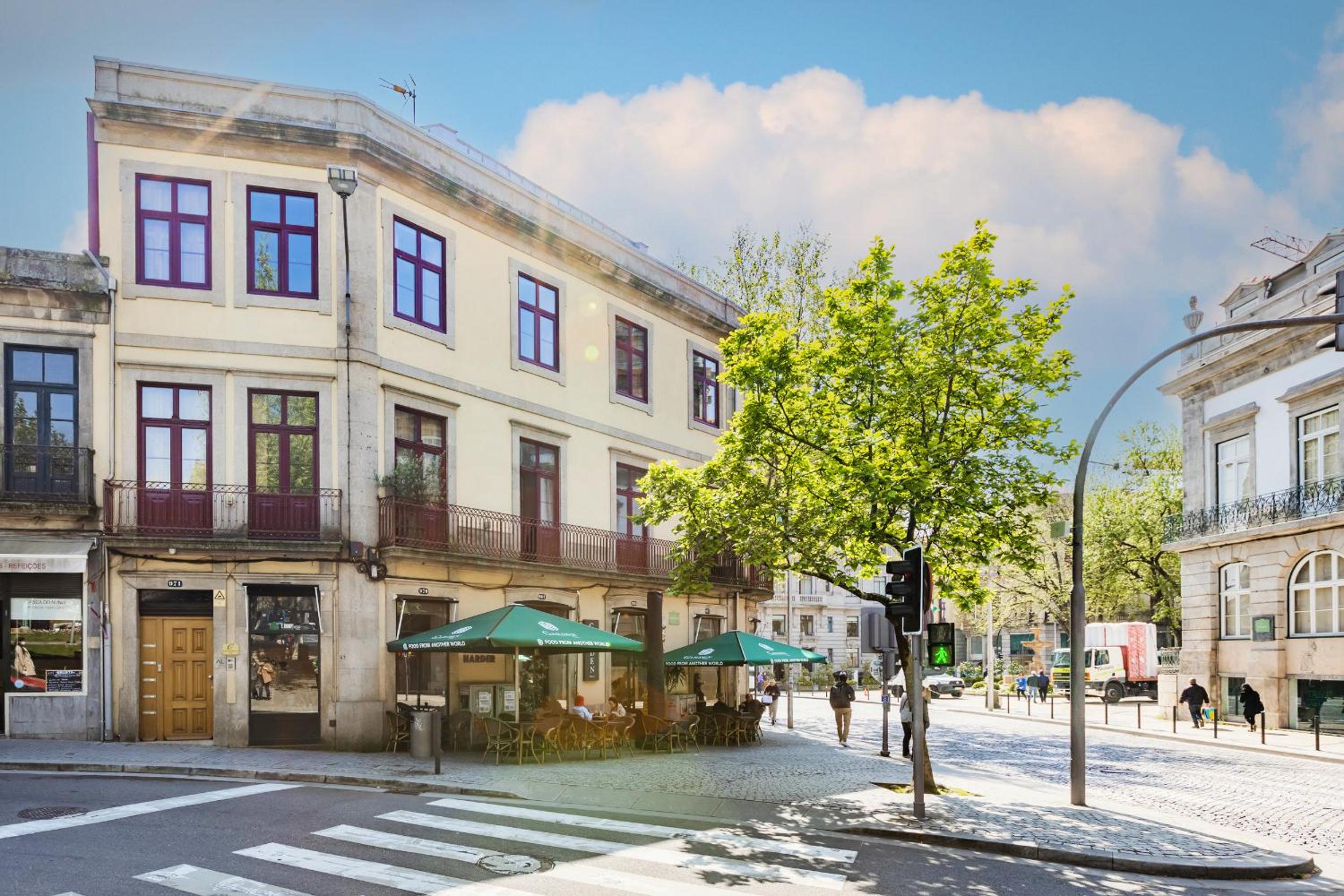 Hotel Casa Trindade Apartments - Image 1