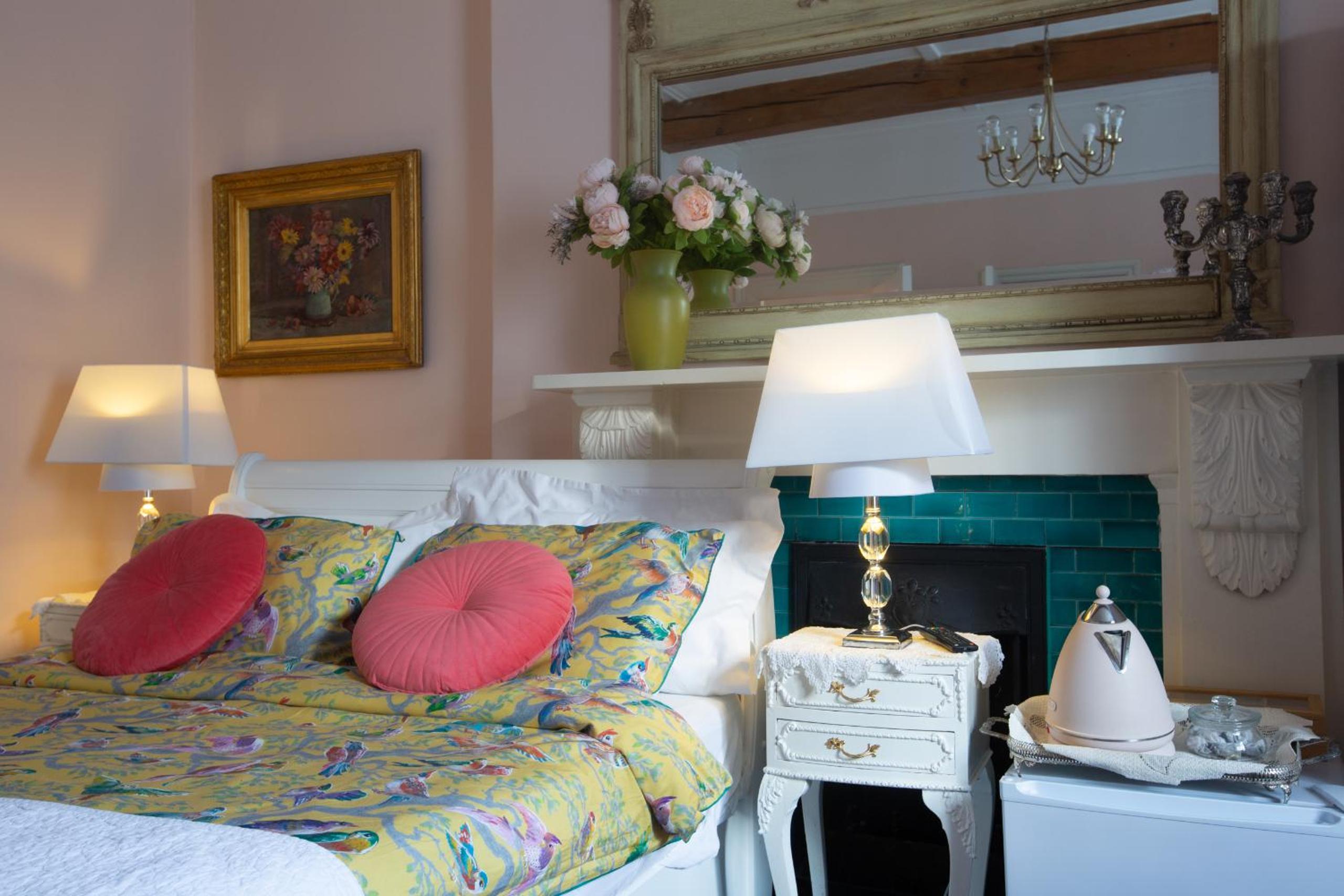 Dawson Place, Juliette's Bed and Breakfast