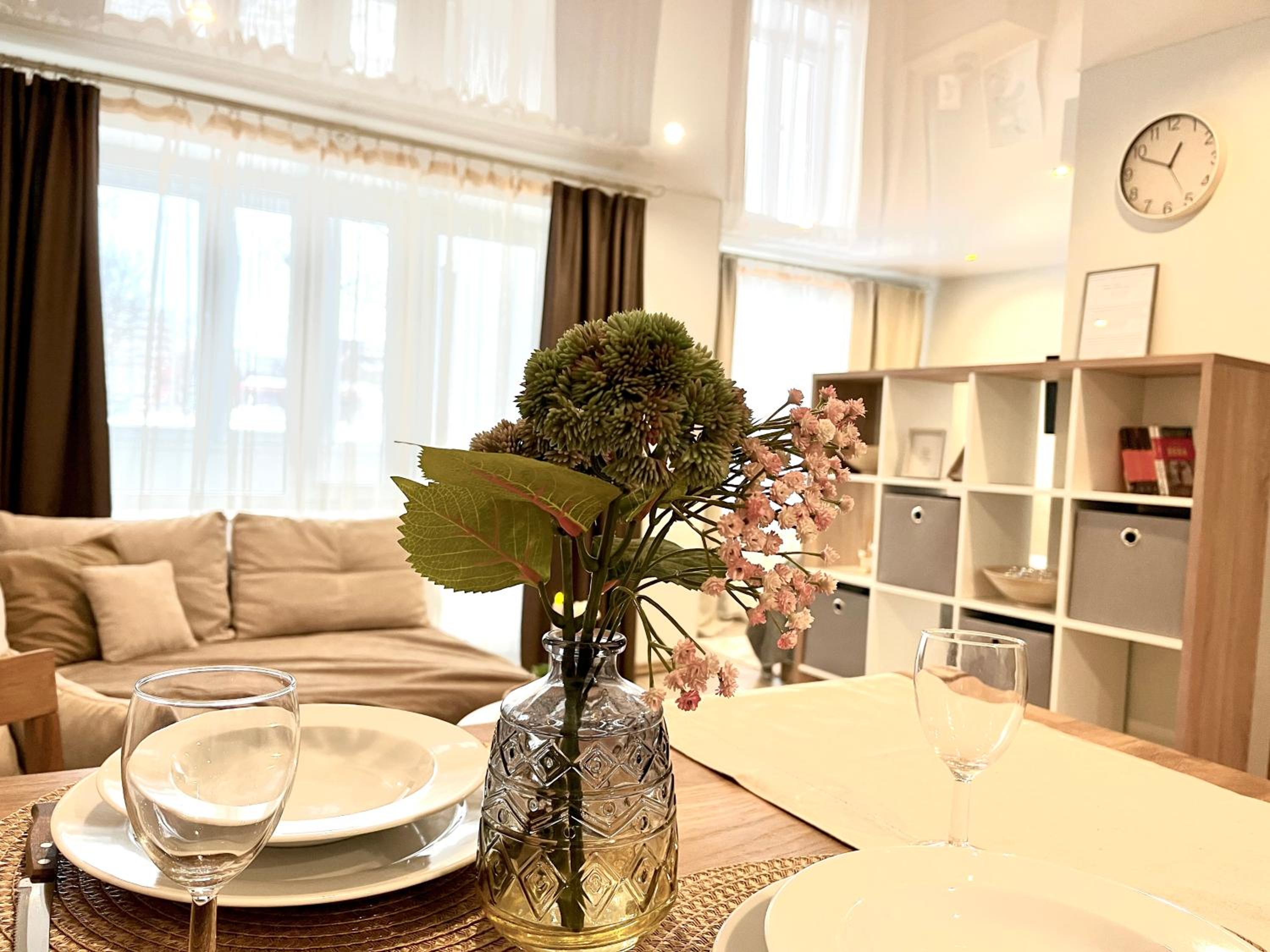 Studio First floor with Balcony City Center view 4