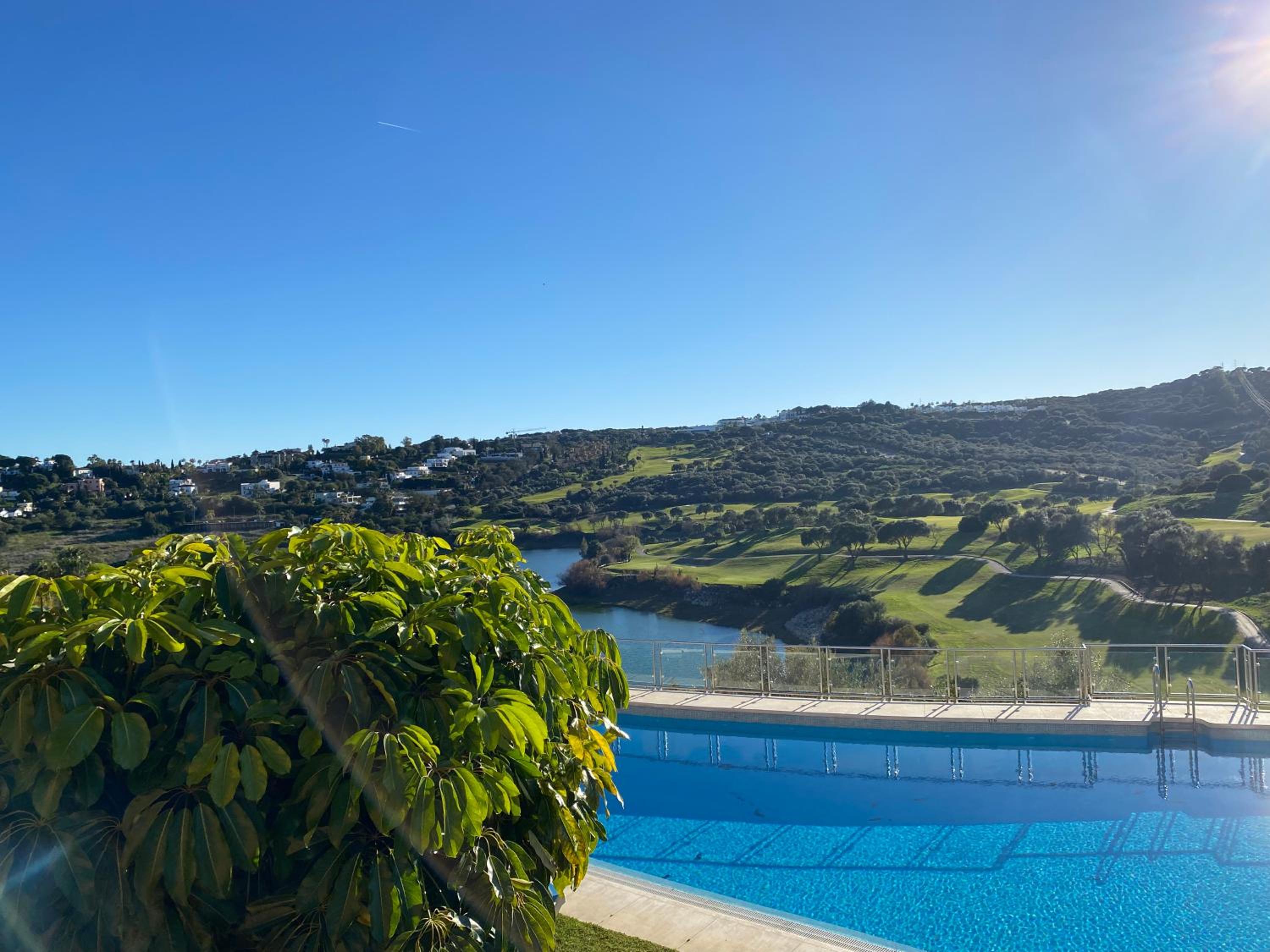 Sunny Retreat with Stunning View