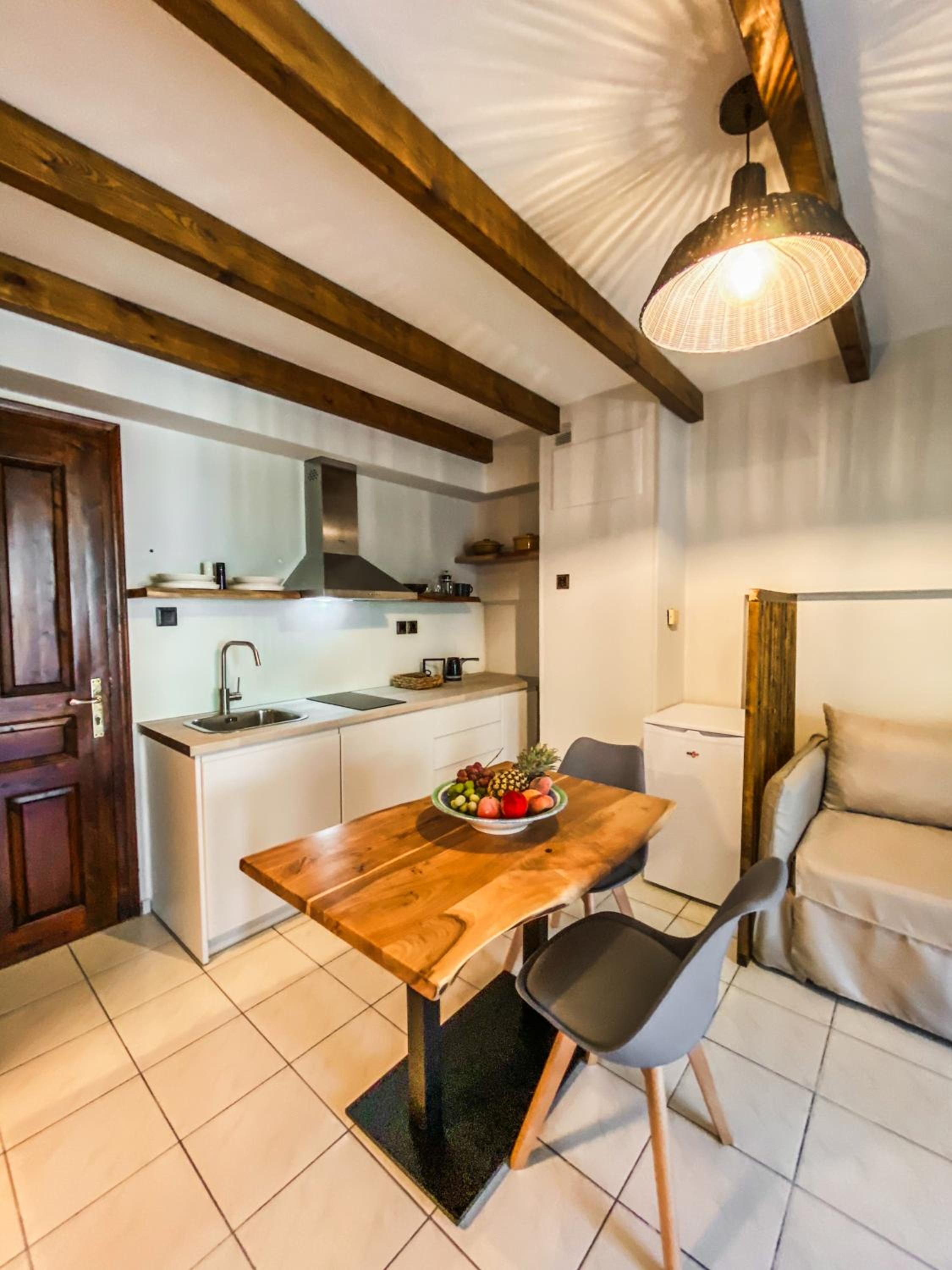 Apellou Apartments