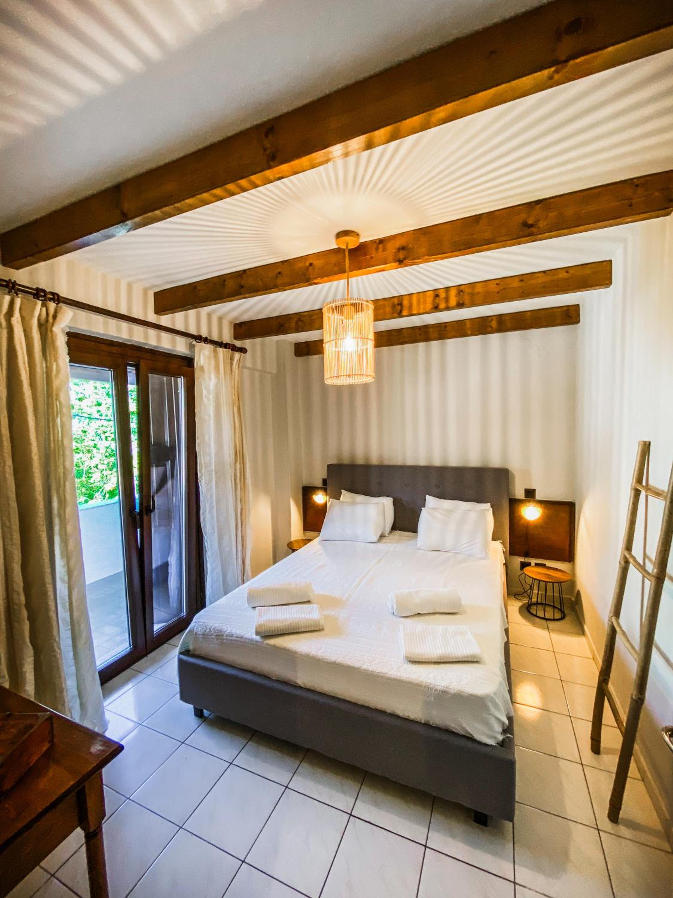 Apellou Apartments