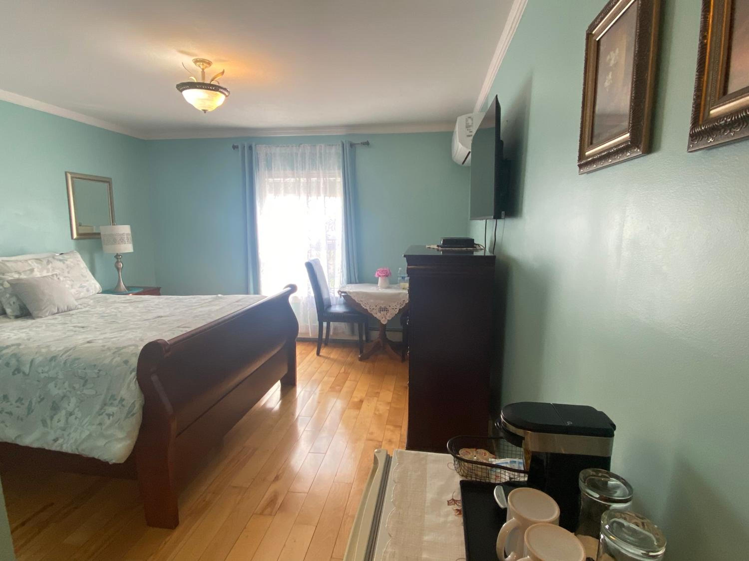 Charlottetown Vacations - Inn on the Harbour - Property Image 9