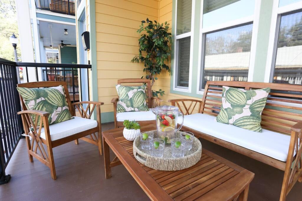 The Botanical Suite Newly Built Upscale Central, photo 16