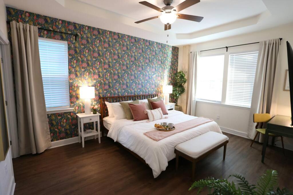 The Botanical Suite Newly Built Upscale Central, photo 31