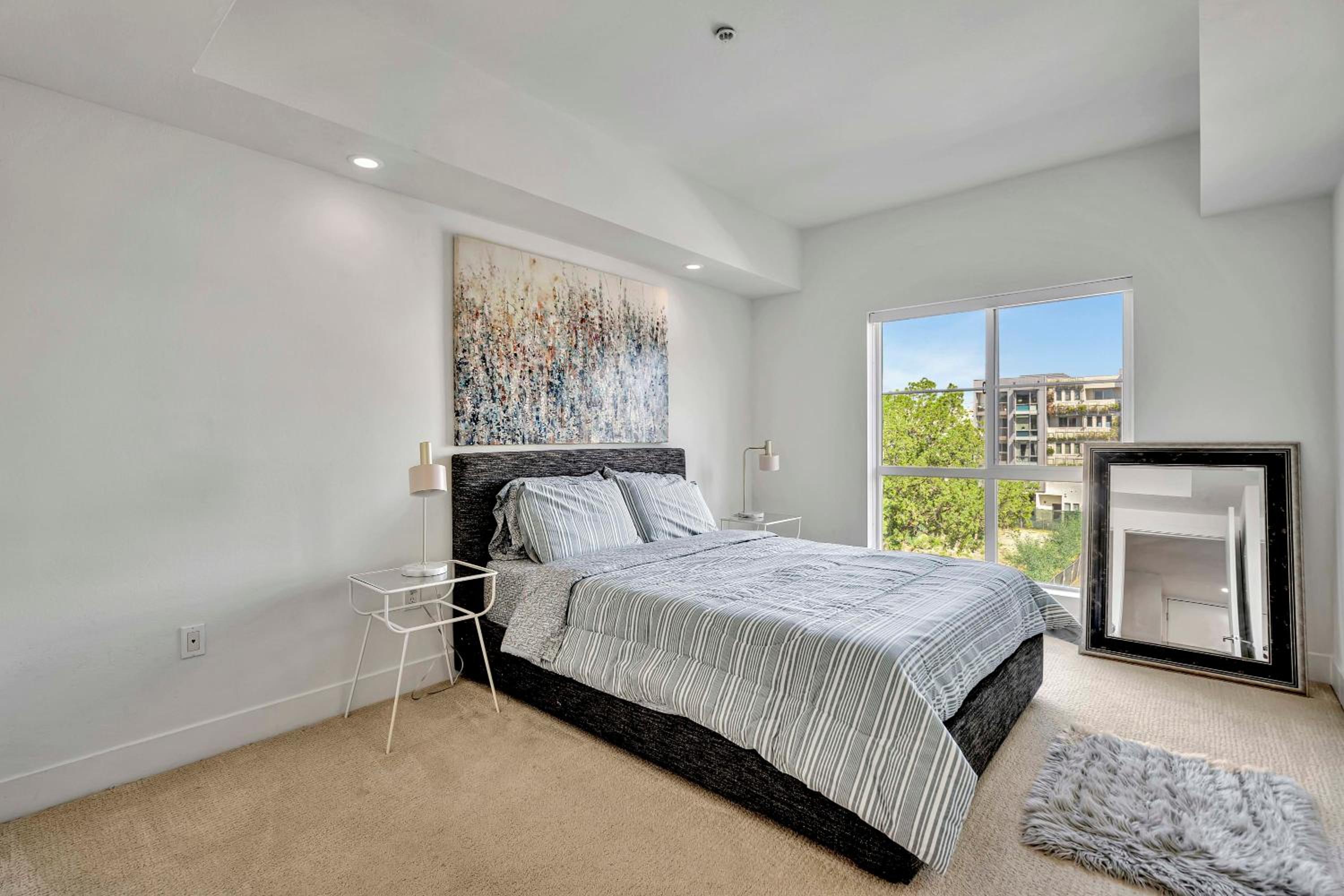 13 Luxury apartment