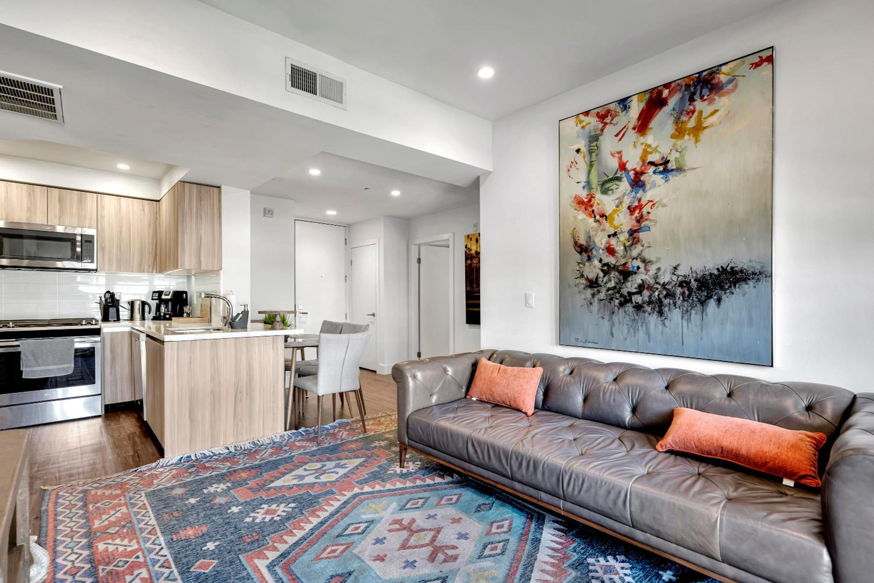 13 Luxury apartment