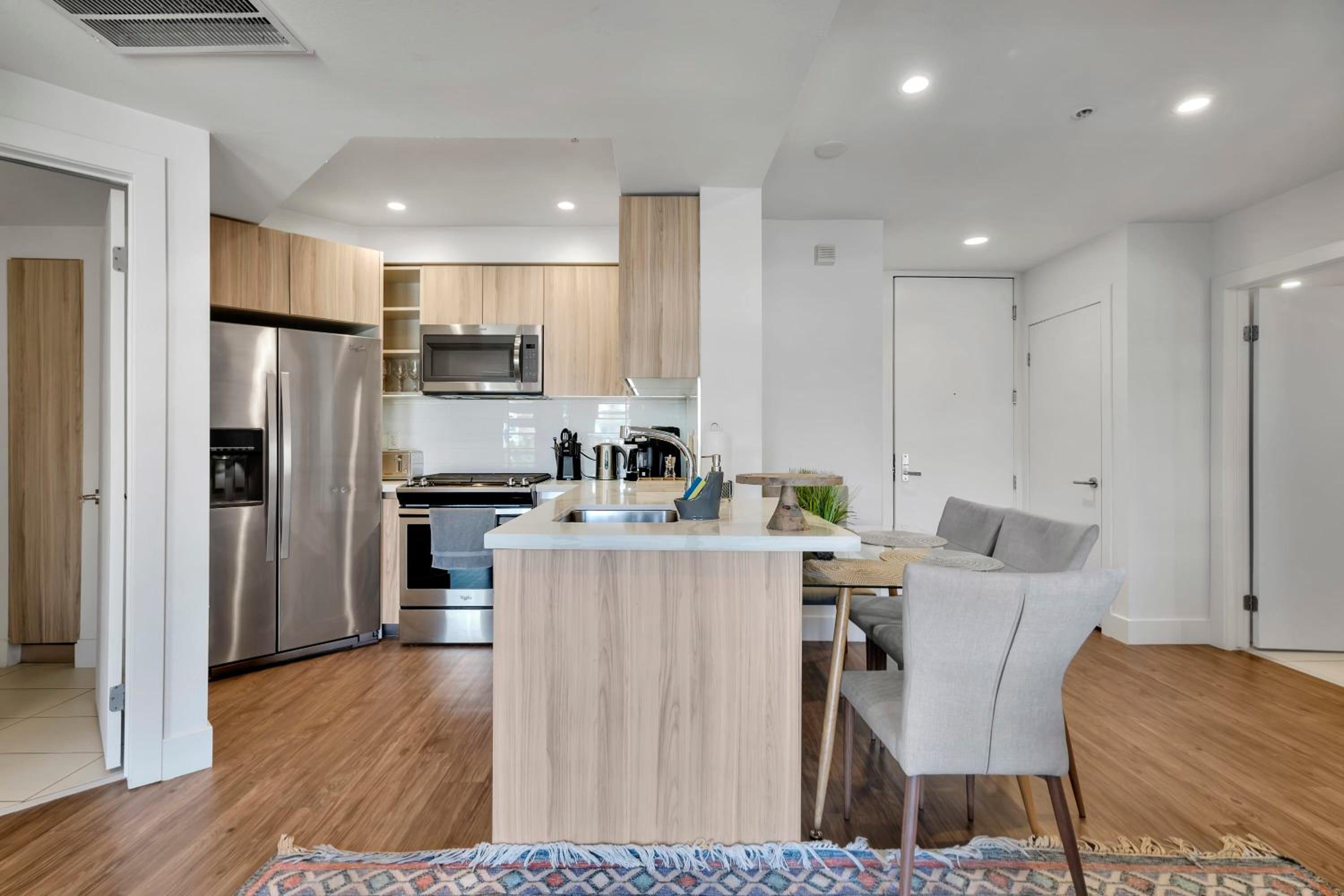 13 Luxury apartment
