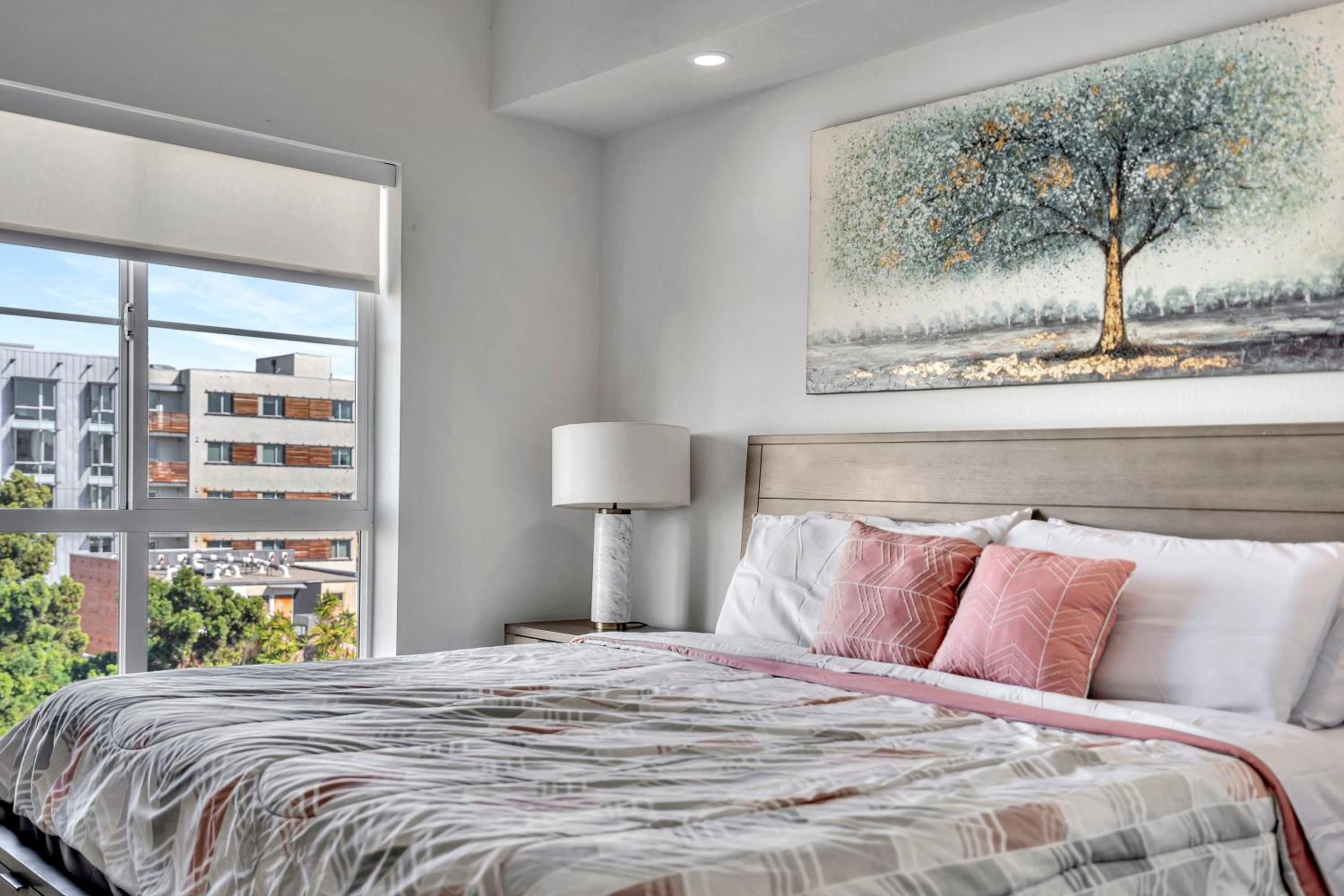 13 Luxury apartment