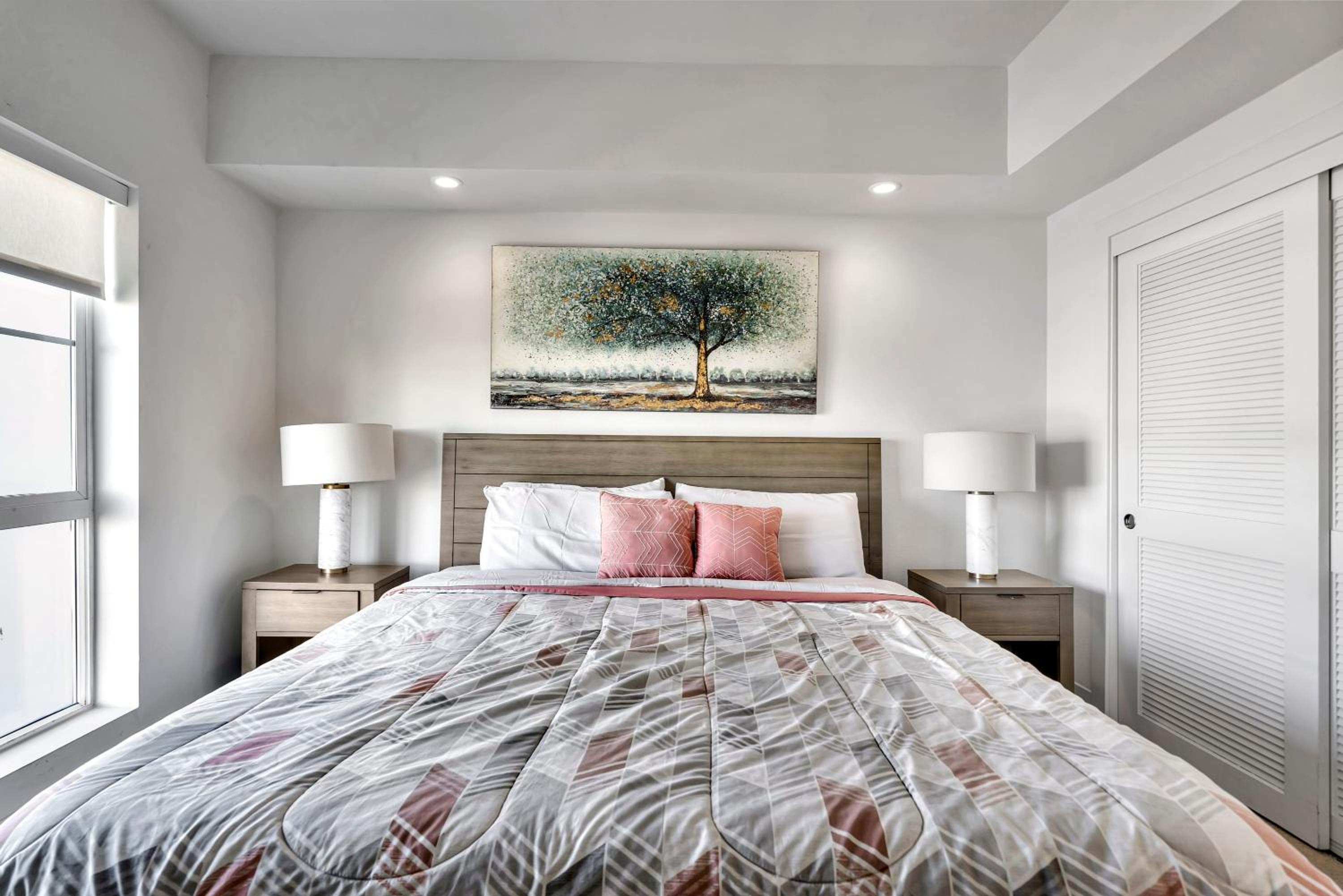 13 Luxury apartment