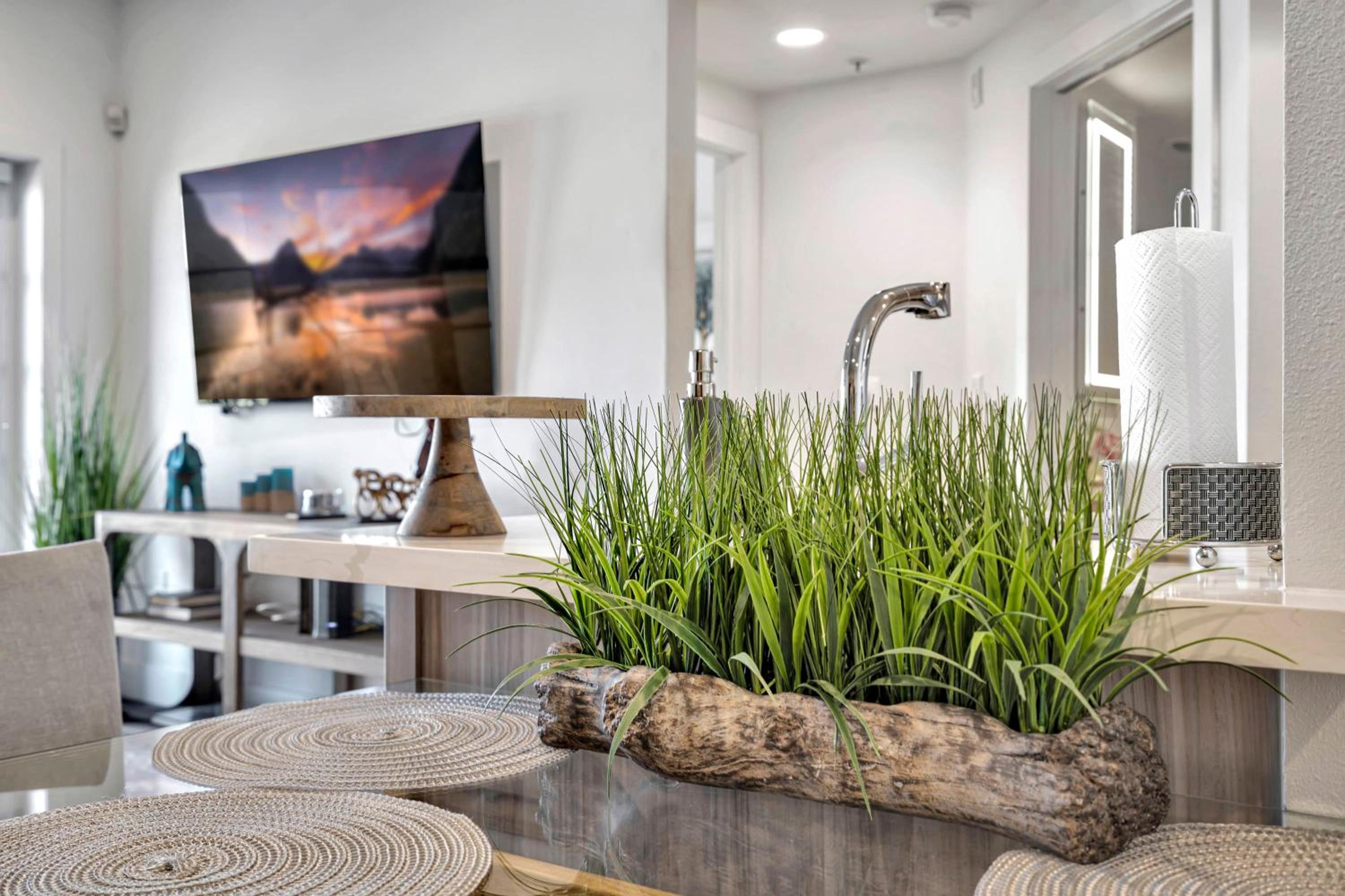 13 Luxury apartment