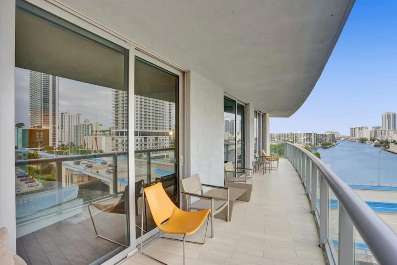 Awesome Ocean View Modern Condo Pool Shuttle view 4