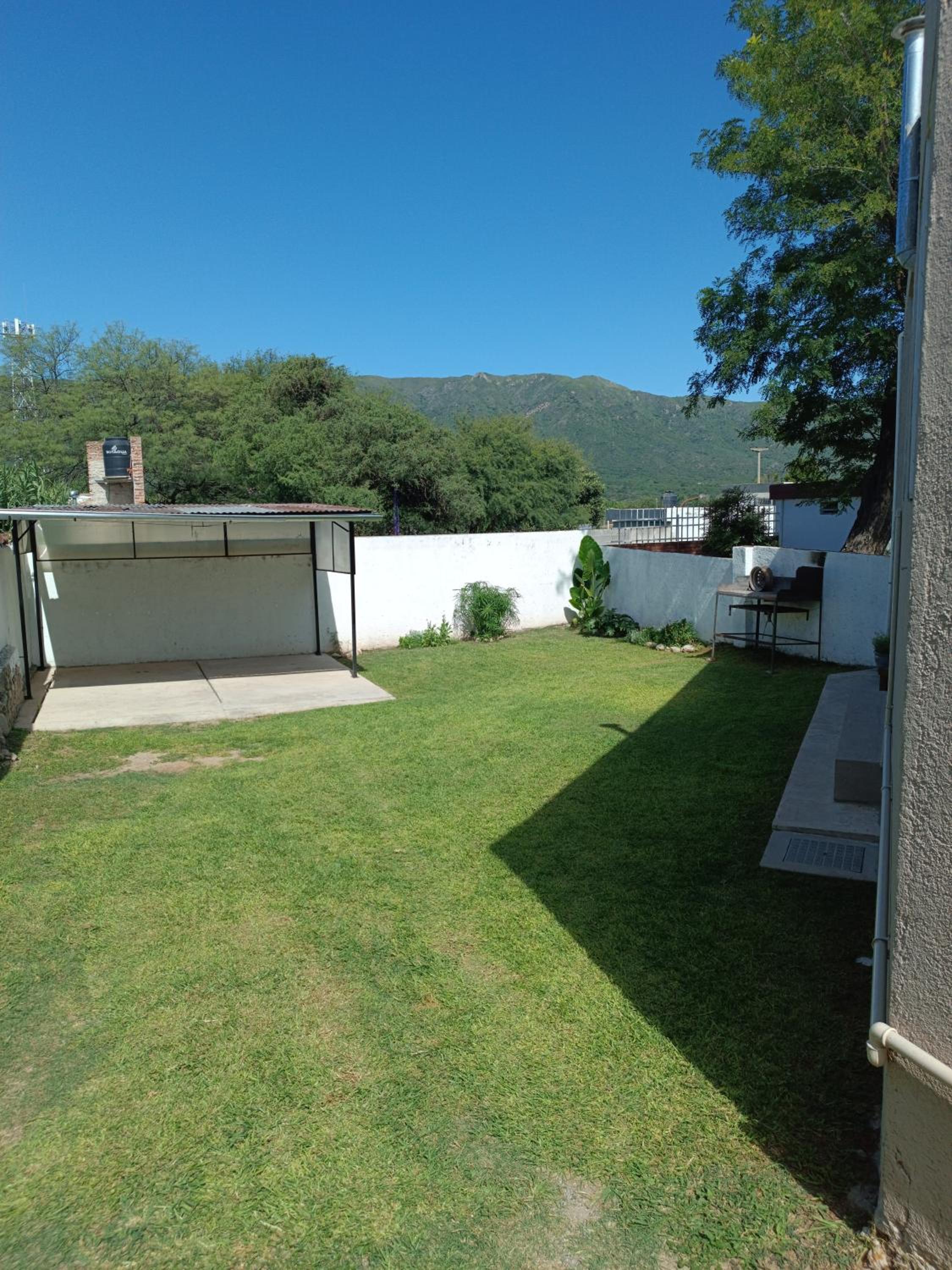 Casa con vista a las sierras