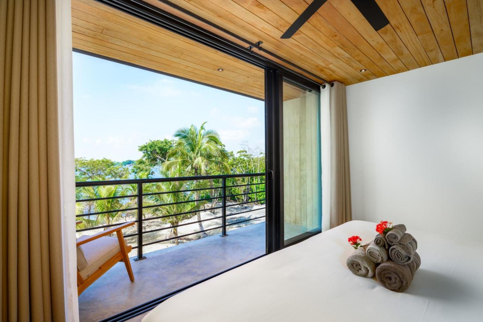 Shadow Sands - Modern Ocean Front Villa on Private Island