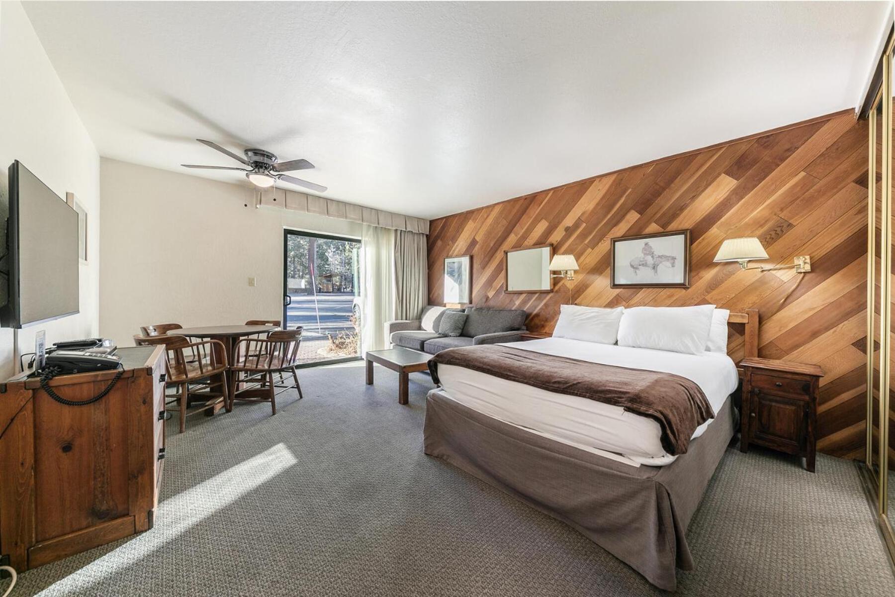 Homey 1st Floor Studio #135 at Donner Lake Village view 3