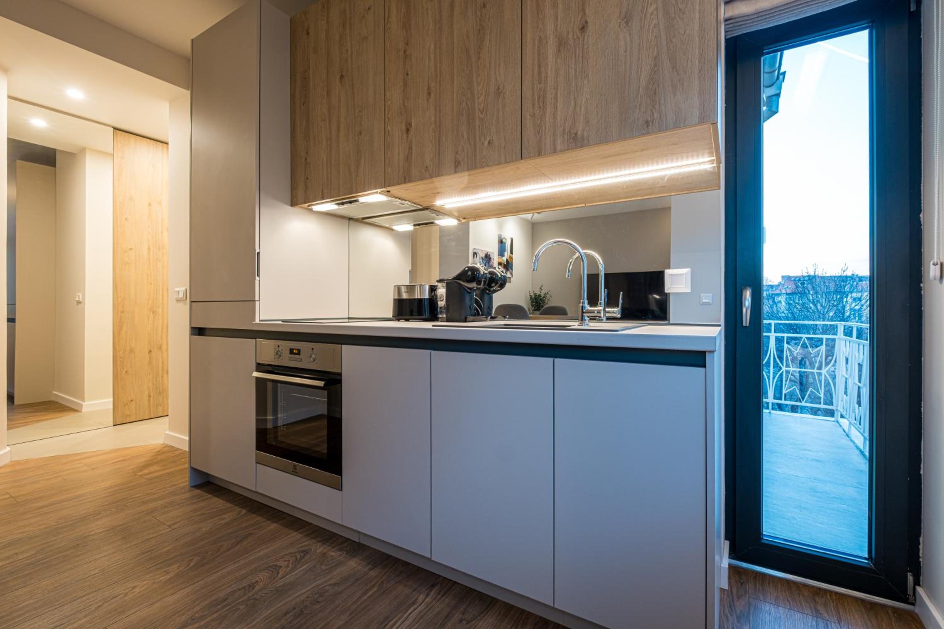 North 21 - Brand New Modern 1BD Apt in Sofia Center by Flat Mаnager