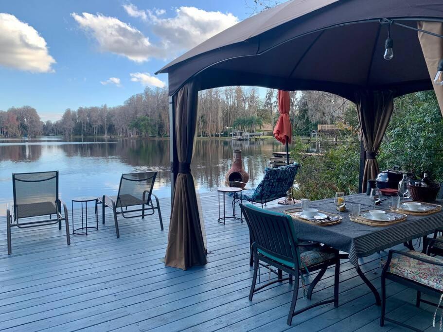 Tampa Bay Area Vacations - Nature Retreat Luxury Glamping on Lakefront Estate - Property Image 1
