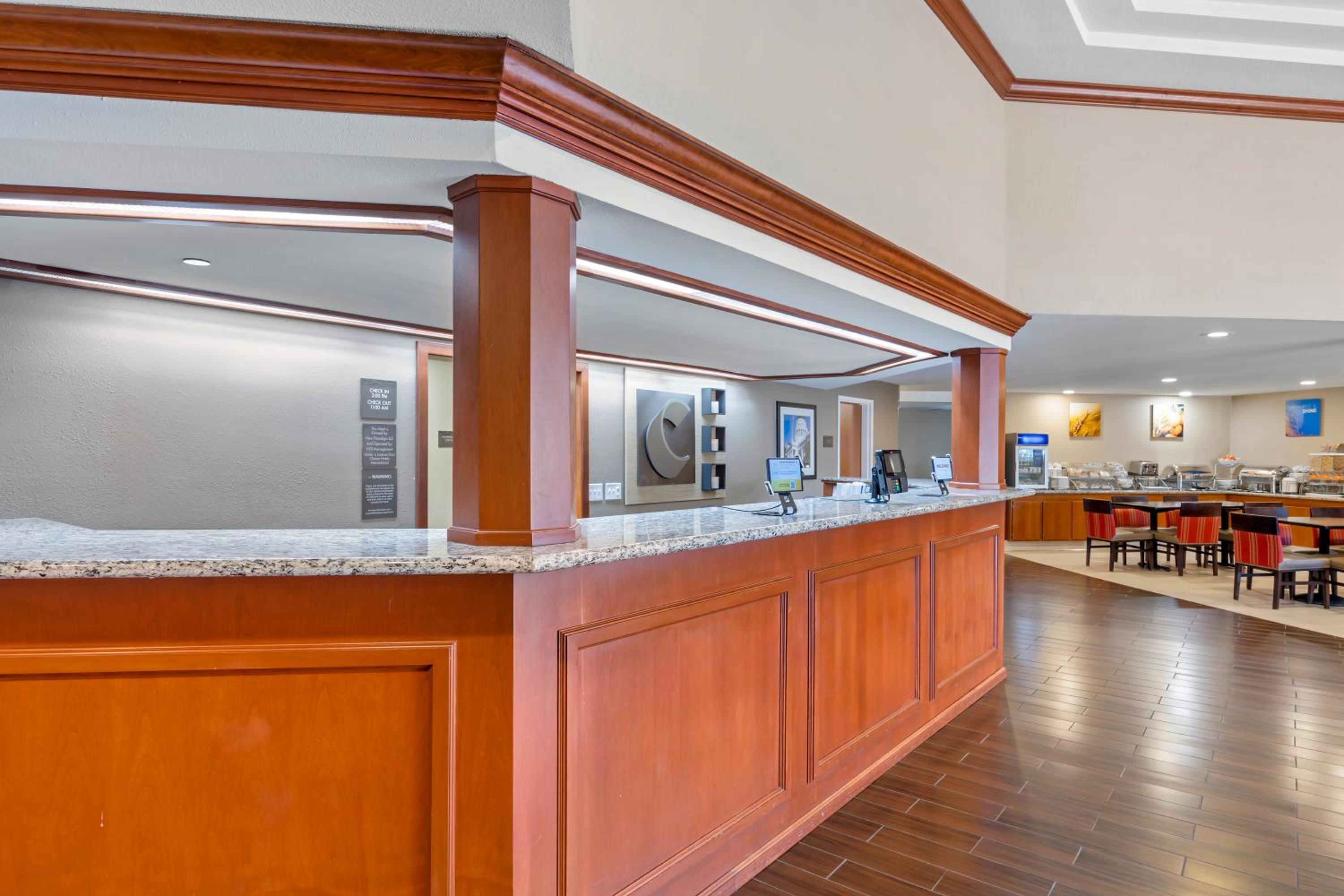 Comfort Inn  Suites Rocklin - Roseville - Property Image 2