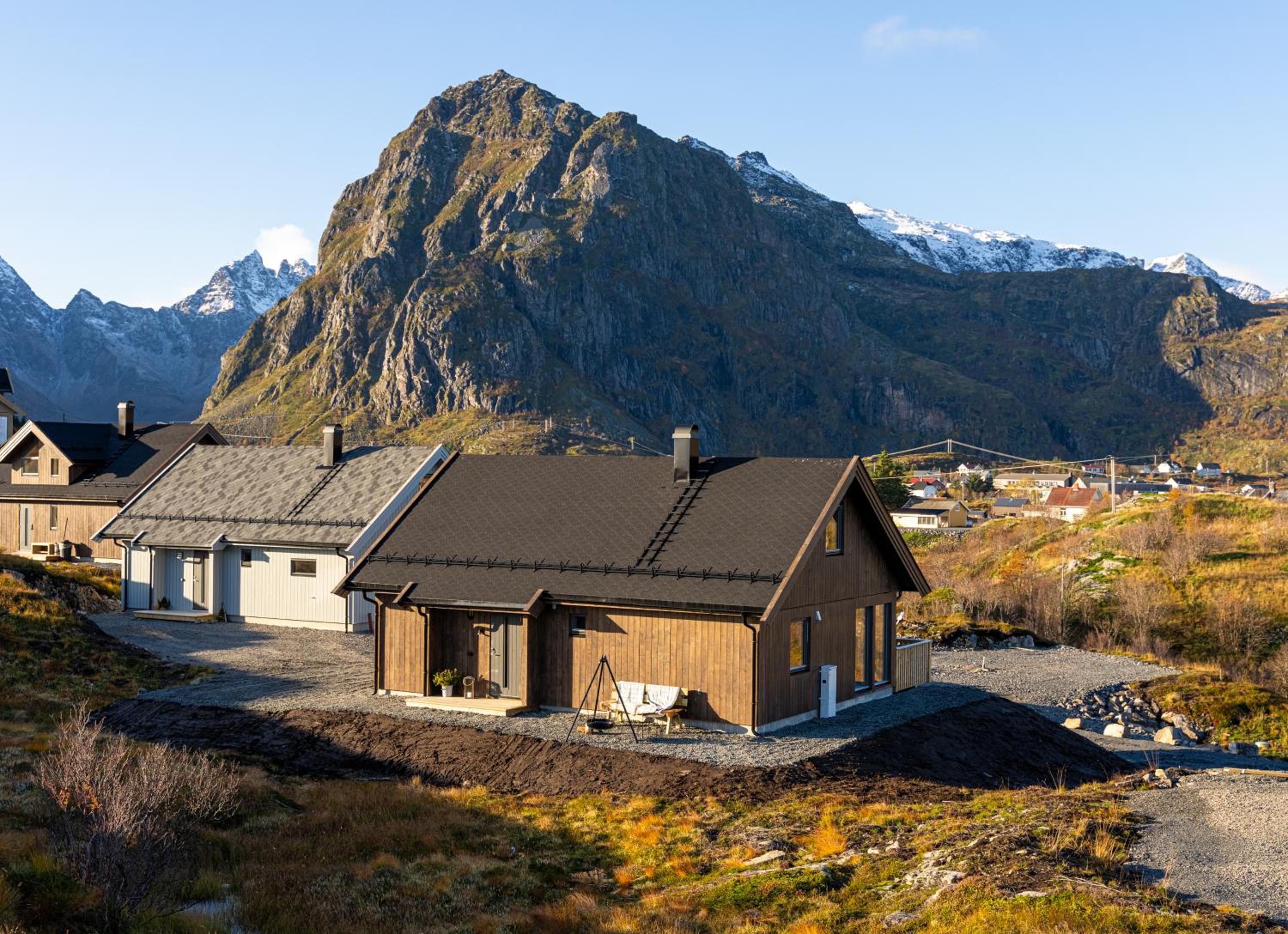 Superior Chalet Sørvågen Lofoten view 4