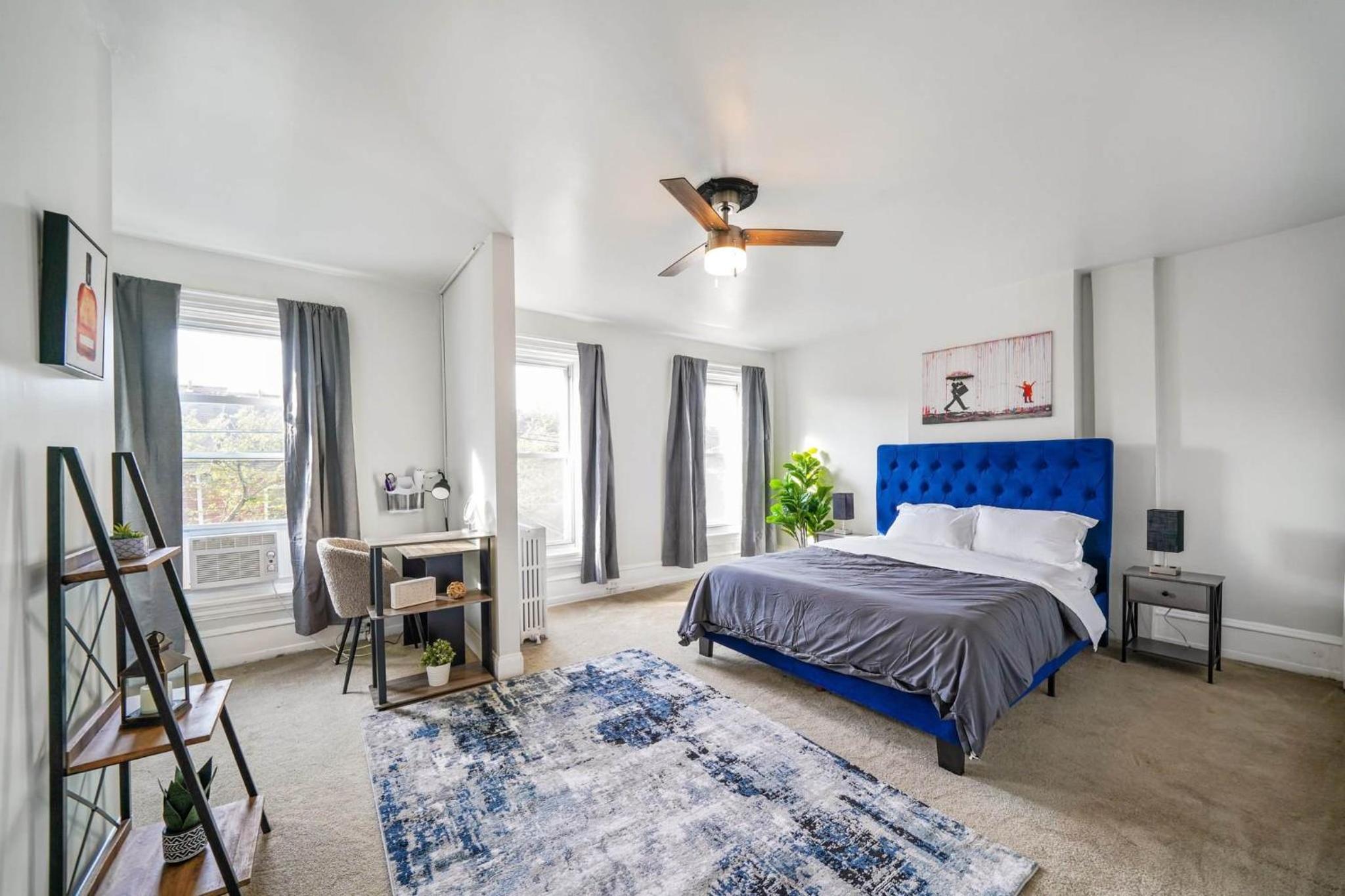 CONSHOHOCKEN: Quality Location - Property Image 6