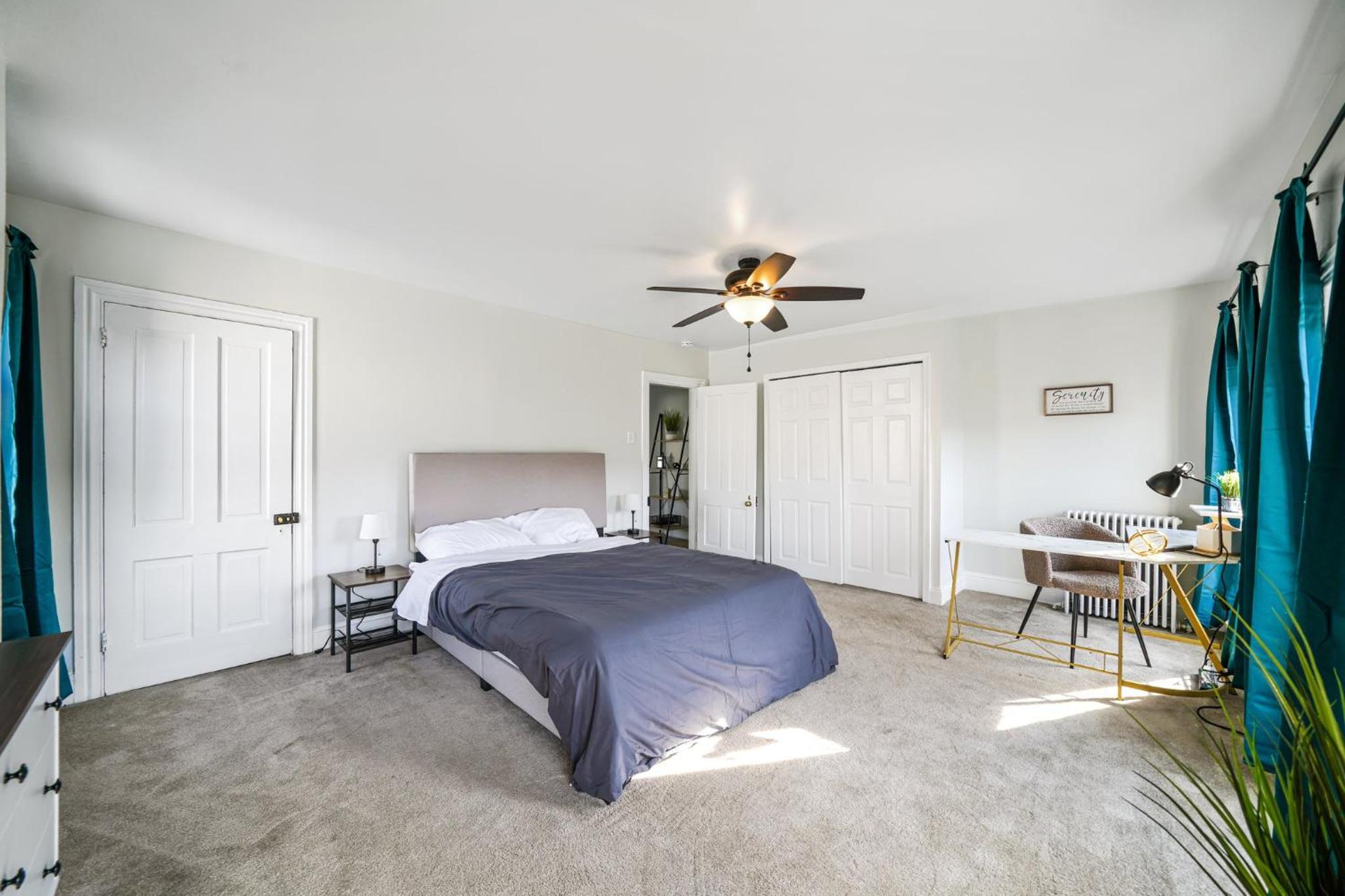 CONSHOHOCKEN: Quality Location - Property Image 19