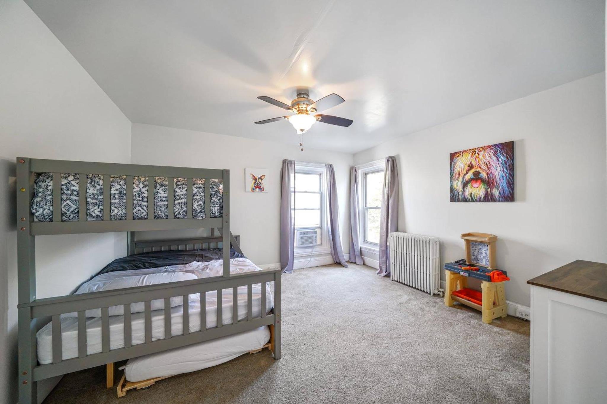 CONSHOHOCKEN: Quality Location - Property Image 18