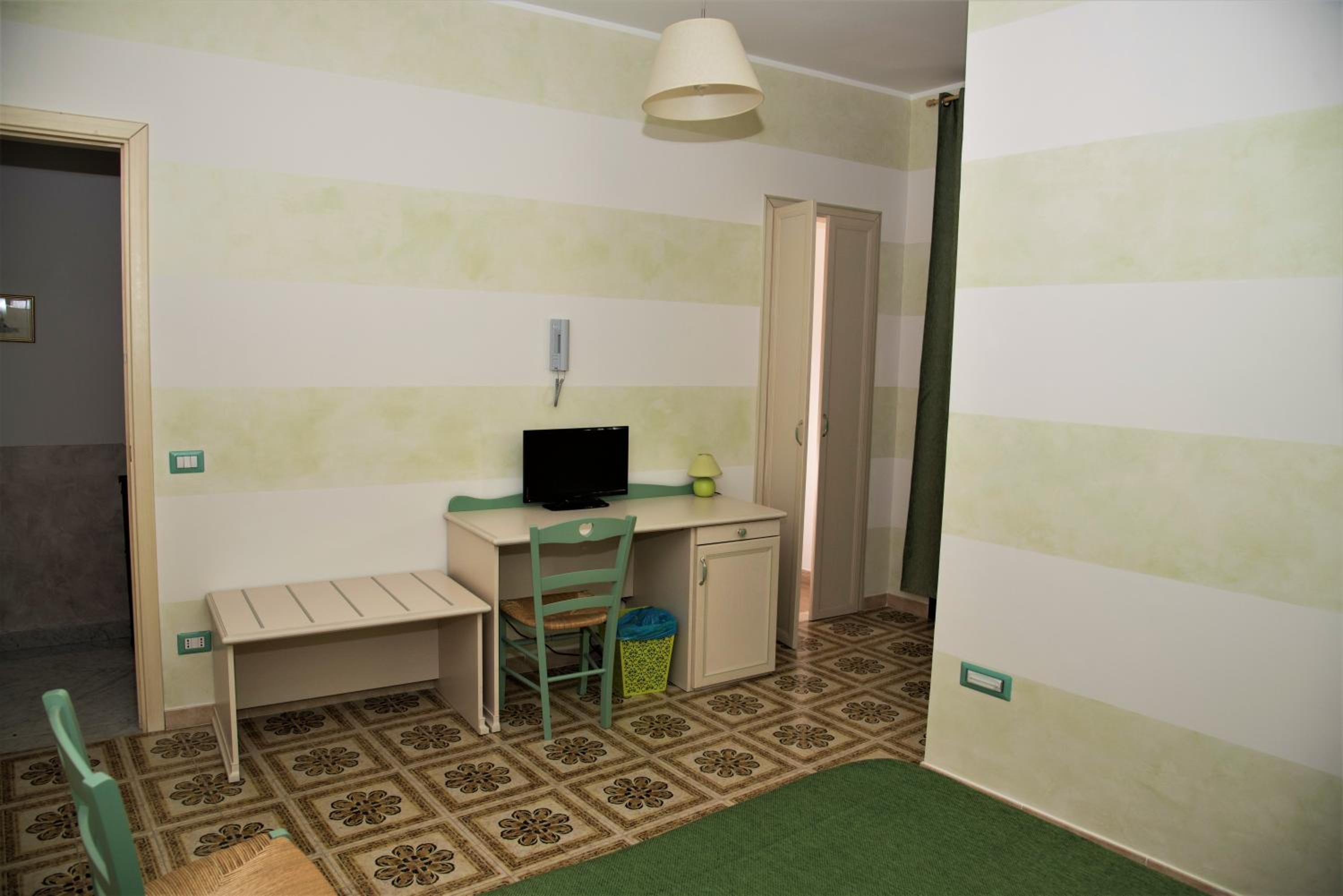 New la lanterna di Bachi view 4