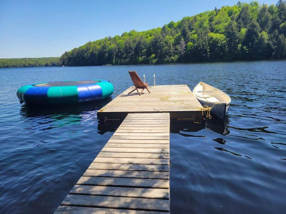 The Bear Cave Cottage at Little Kennisis Lake